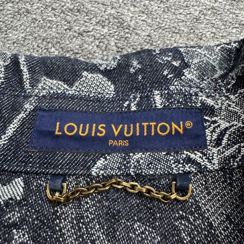 Louis Vuitton Louis Vuitton Floral embroidered denim short sleeves shirt Size US XS / EU 42 / 0 - 2 Thumbnail