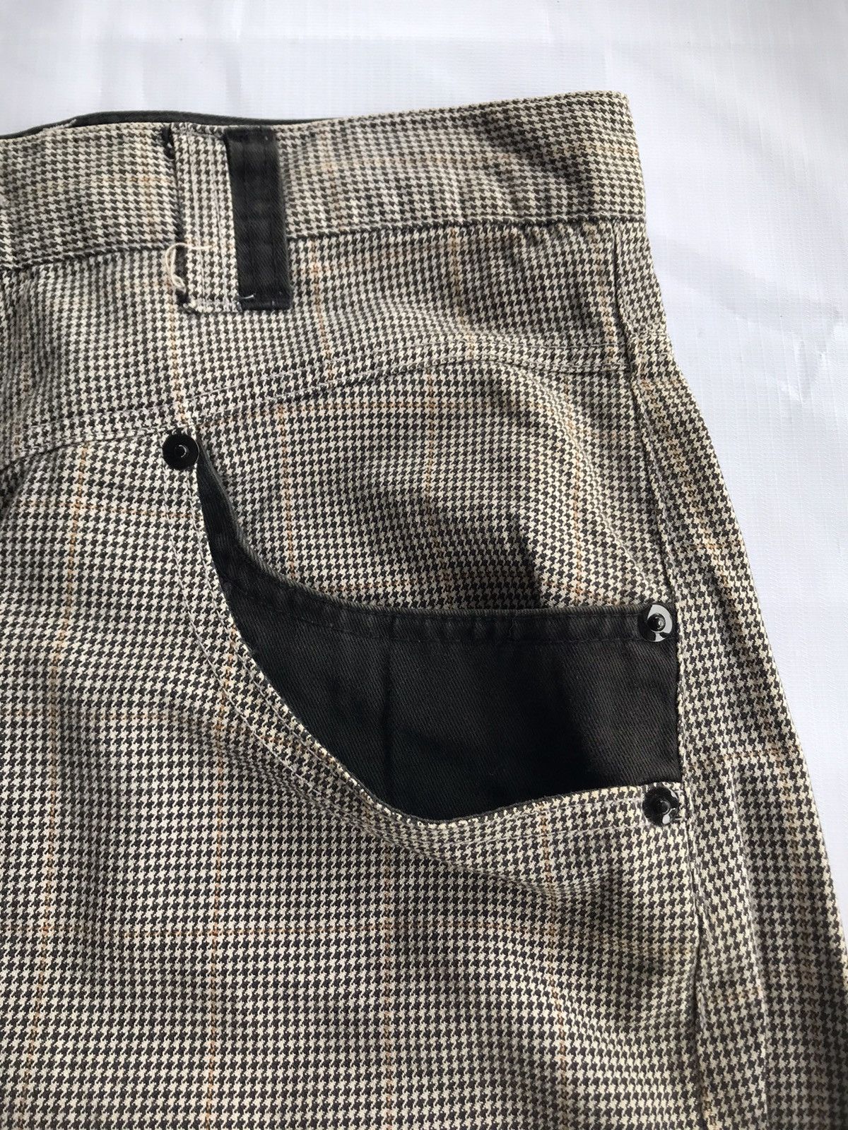 Japanese Brand Root Three Checkered Pants with Multi Pocket Zipper Details Size US 32 / EU 48 - 9 Thumbnail