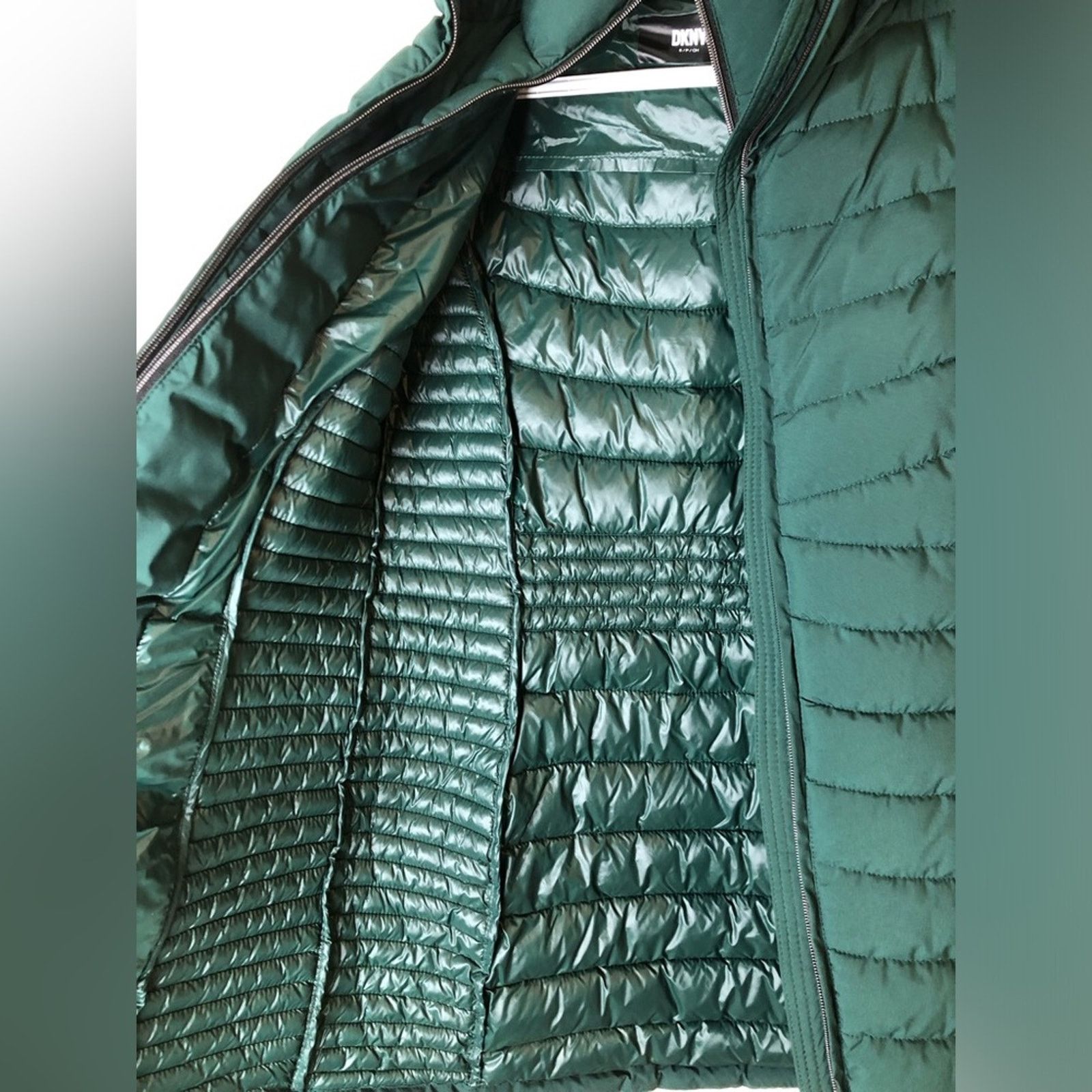 DKNY DKNY Women’s Green Puffer Long Jacket— Small— BEAUTIFUL!! Size S / US 4 / IT 40 - 5 Thumbnail
