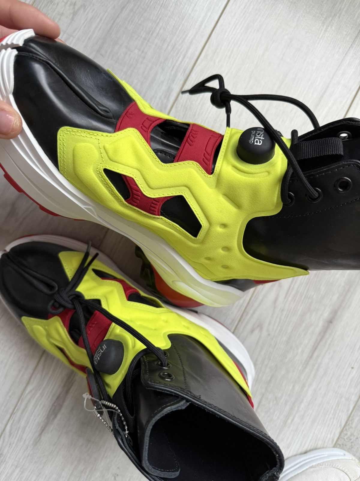 Japanese Brand × Maison Margiela × Reebok Maison Margiela X Reebok instapump furi tabi Oxford shoes Size US 8.5 / EU 41-42 - 9 Thumbnail