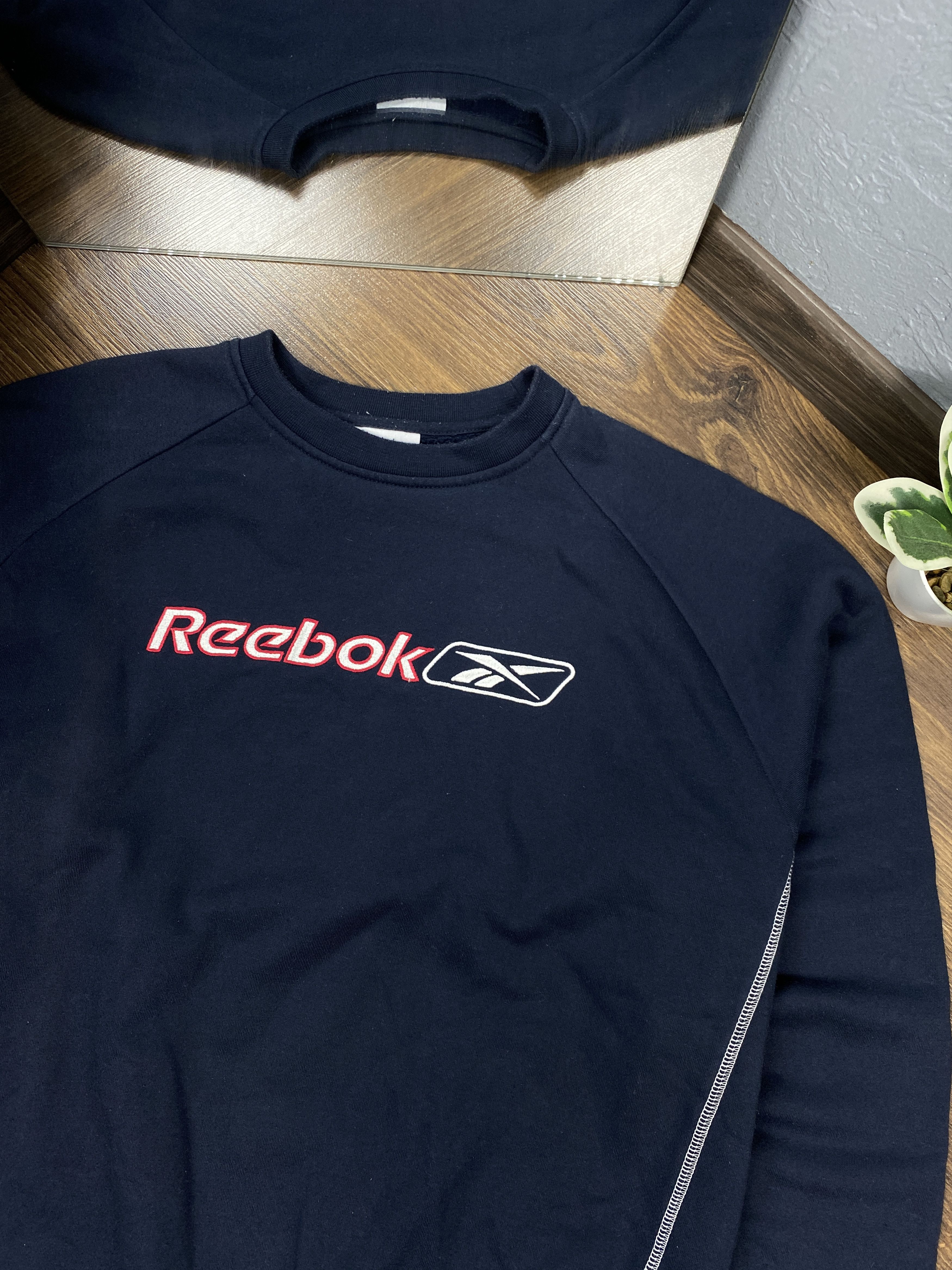 Reebok Reebok Vintage Mens Sweatshirt Size US M / EU 48-50 / 2 - 2 Thumbnail