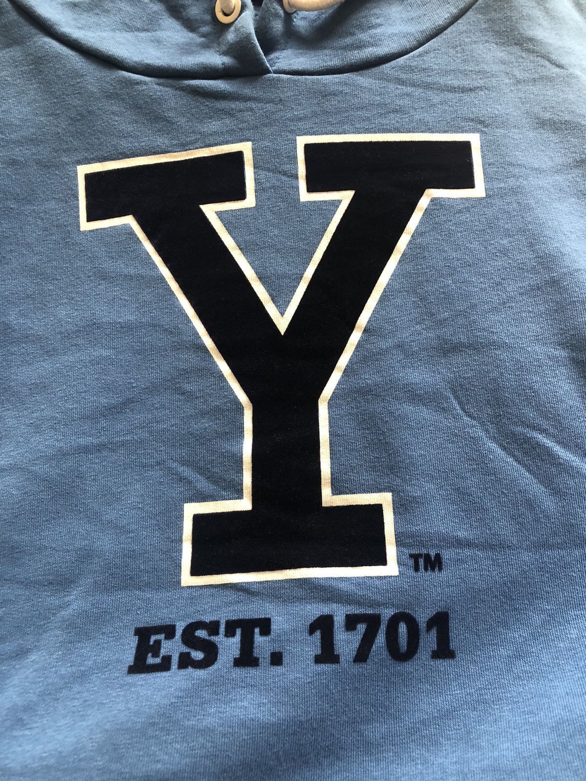 Vintage YALE UNIVERSITY OFFICIAL VINTAGE HOODIE SWEATSHIRT Size US L / EU 52-54 / 3 - 2 Thumbnail