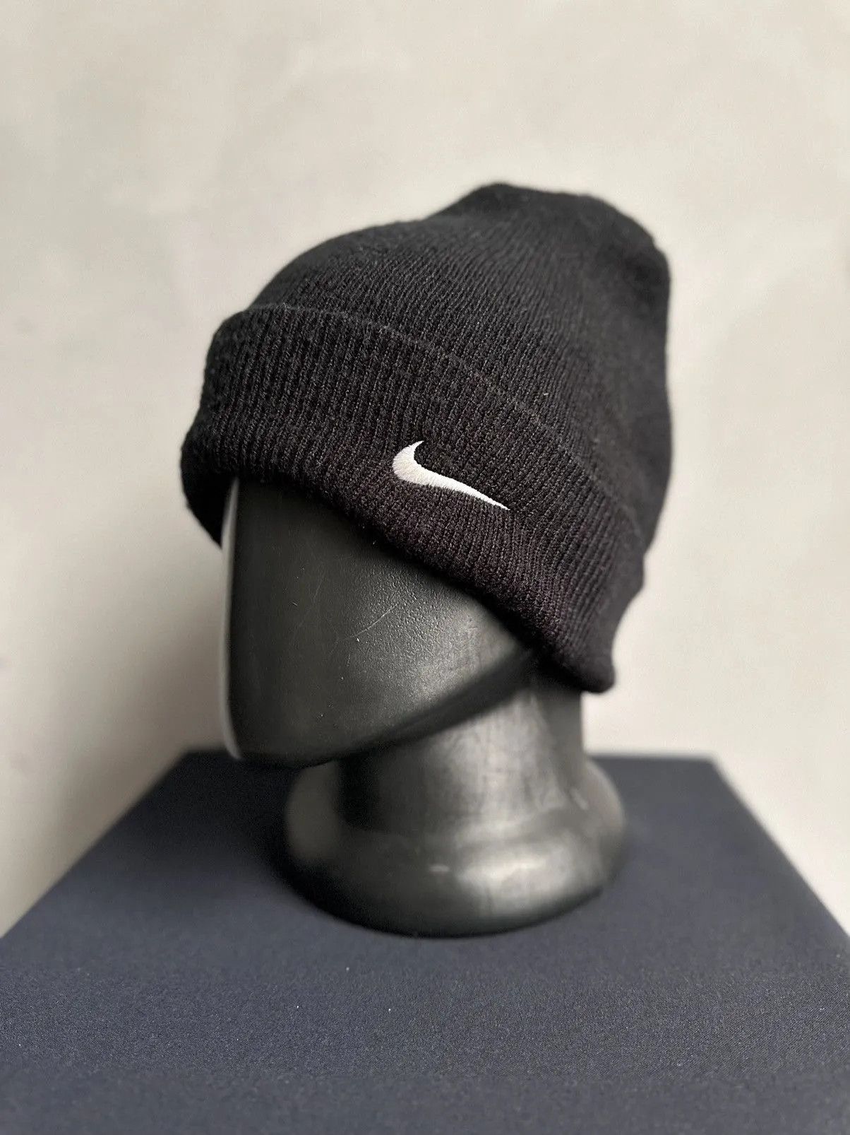 Goretex Nike White Beanie Streetwear Y2K Outdoor Arcteryx Style Size ONE SIZE - 1 Thumbnail