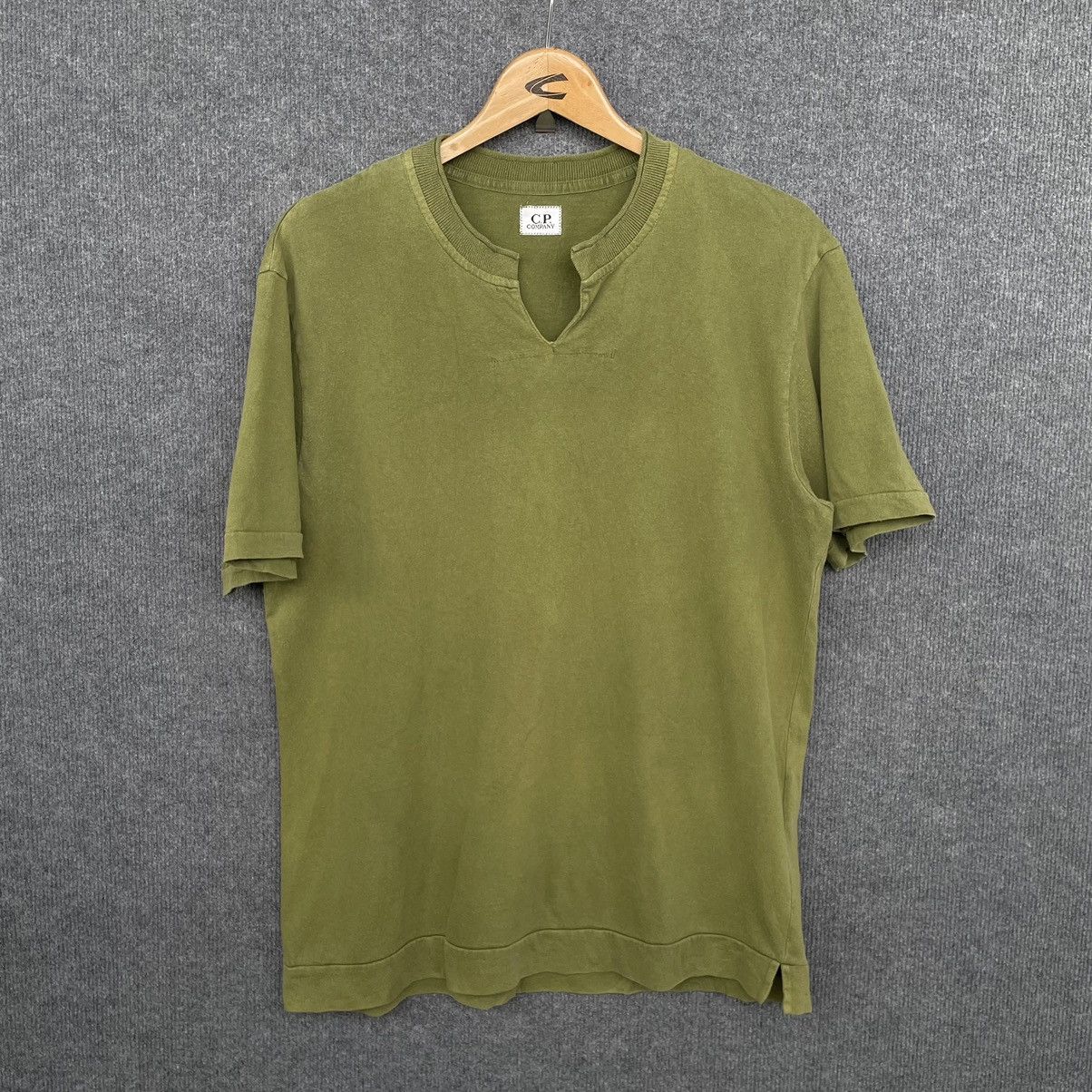 C.P. Company CP Company Blank Essential T Shirt Size US L / EU 52-54 / 3 - 1 Thumbnail