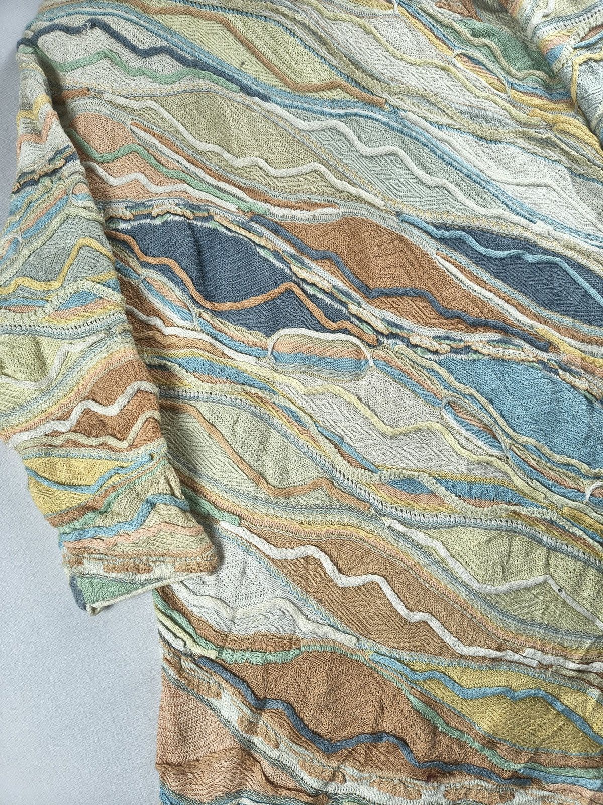Coogi CRAZY COOGI ROBE 👘 (030) Size US M / EU 48-50 / 2 - 4 Thumbnail