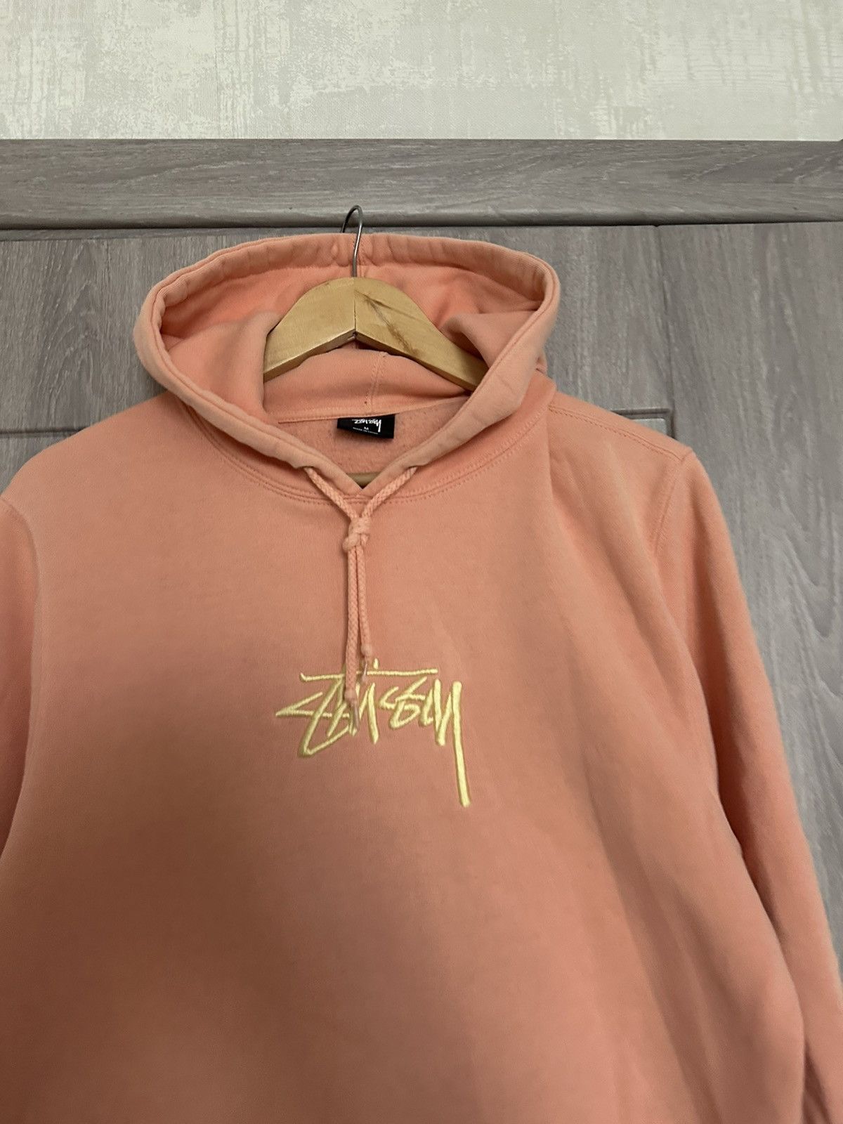 Stussy Stussy Salmon Pink Embroidered Hoodie Size US M / EU 48-50 / 2 - 2 Thumbnail