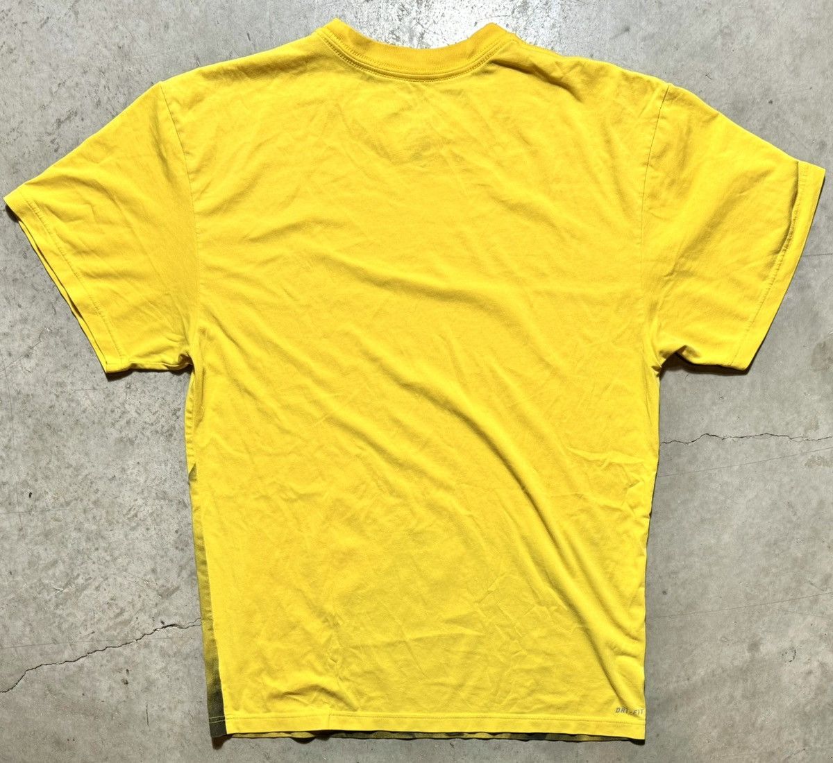 Nike × Vintage Nike Kobe Bryant Post Game Interview shirt size L Size US L / EU 52-54 / 3 - 7 Thumbnail
