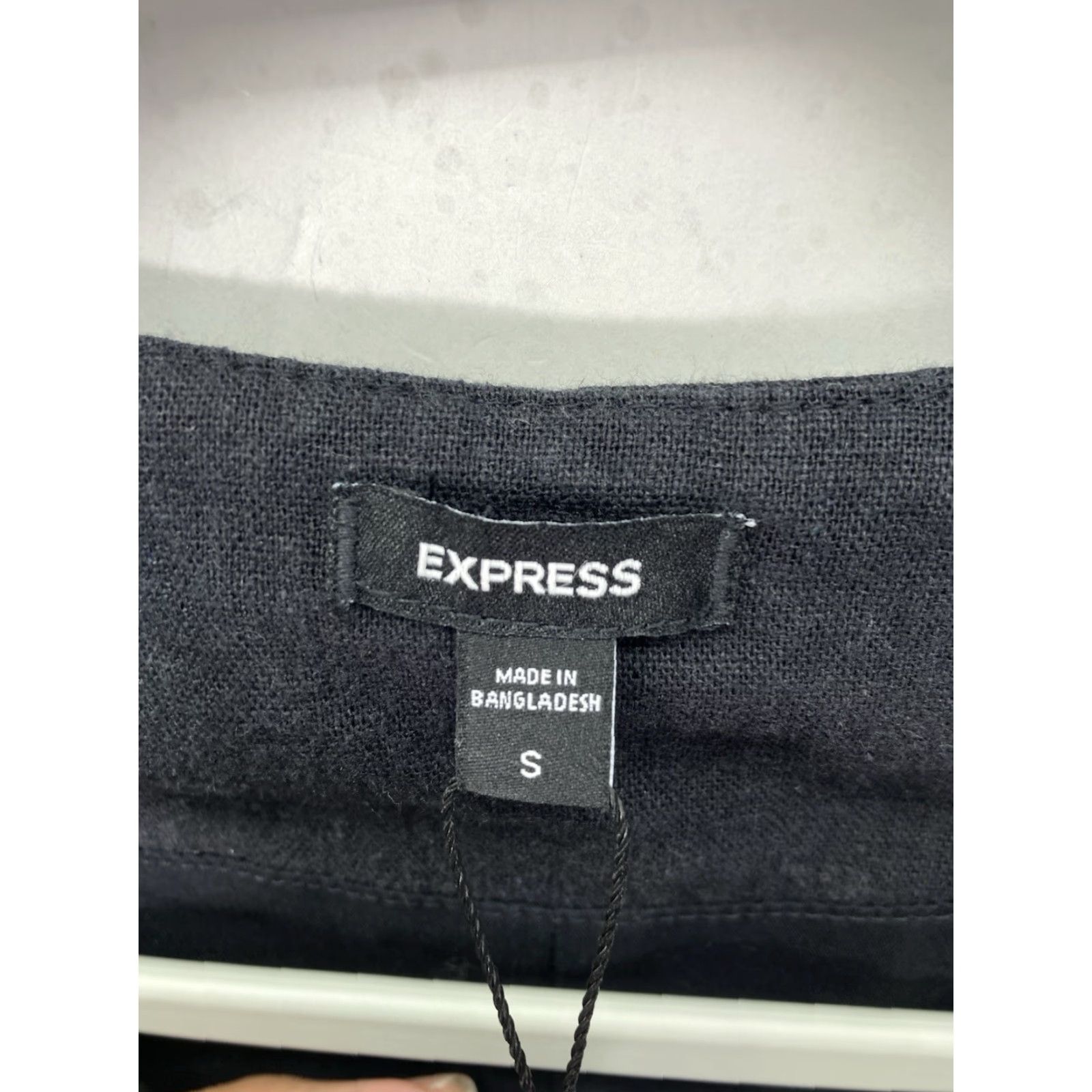 Express Express Linen Vest Womens Size Small Black Button Front V-Neck Classic Look NWT Size S / US 4 / IT 40 - 6 Thumbnail