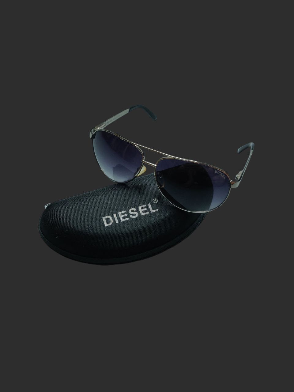 Diesel Diesel Vintage Sunglasses Size ONE SIZE - 1 Thumbnail