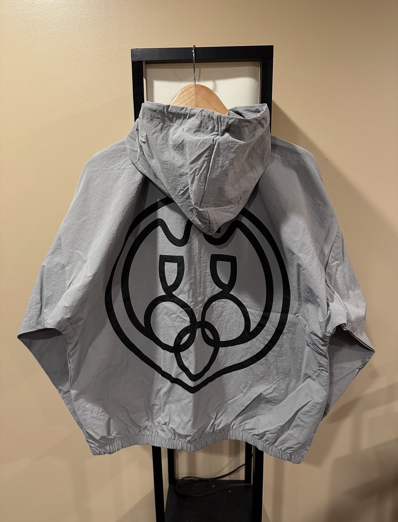 Yeezy Yeezy WB-01 04 Logo Gray Windbreaker Nylon Zip Jacket Size US M / EU 48-50 / 2 - 13 Thumbnail