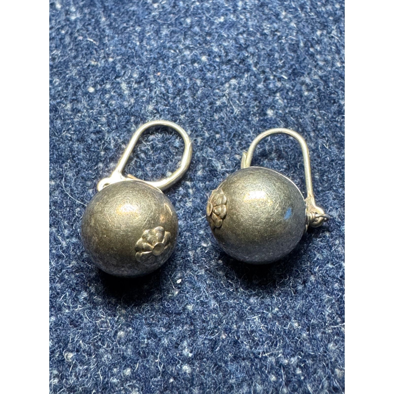 Other Sterling Silver Bench Bead Lever Back Earrings Size ONE SIZE - 1 Thumbnail