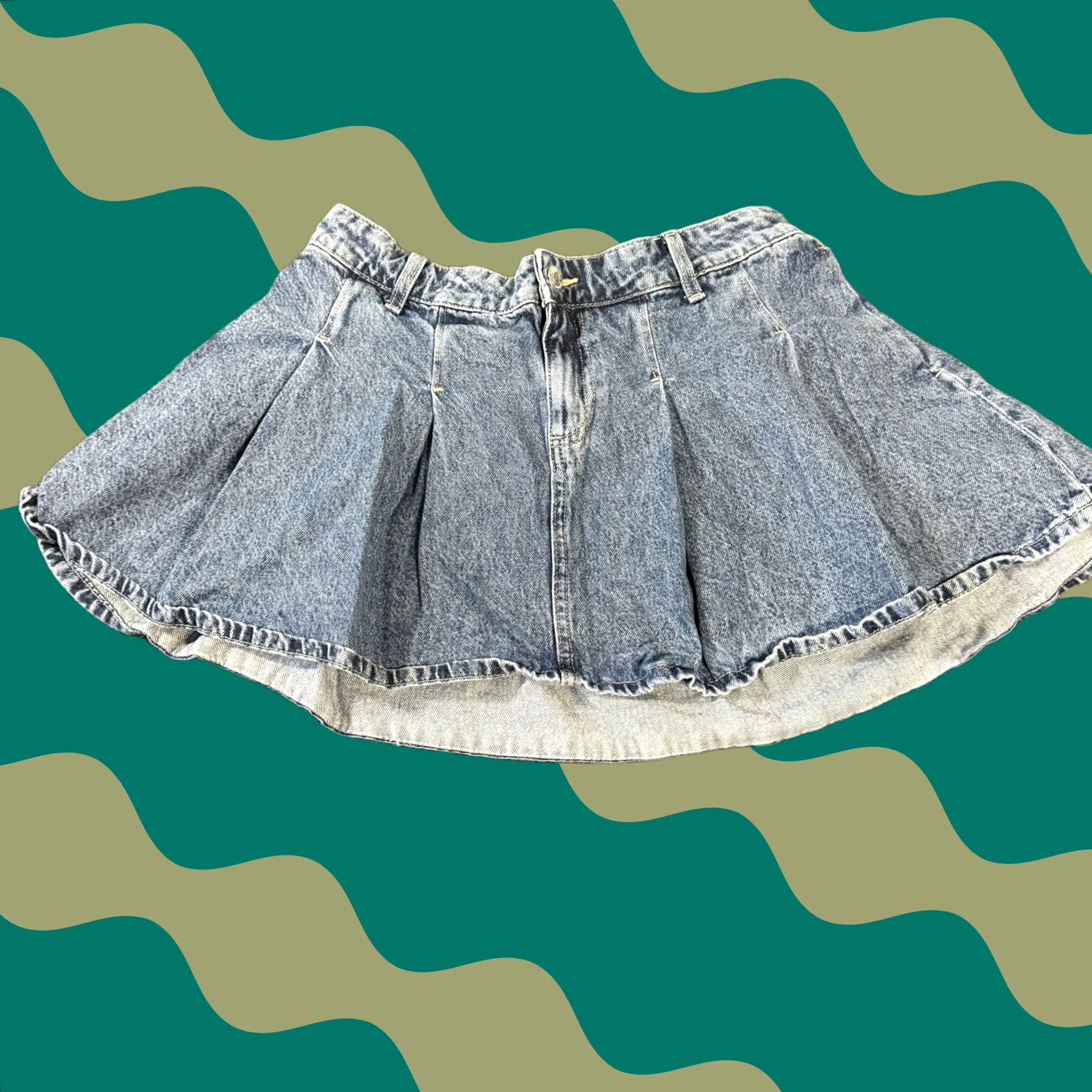 Vintage VINTAGE Y2K Denim Flare Skater Blue Mini Jean Skirt Women 30 Cotton On Skirt, Women, XS? Size 30" / US 8 / IT 44 - 1 Thumbnail