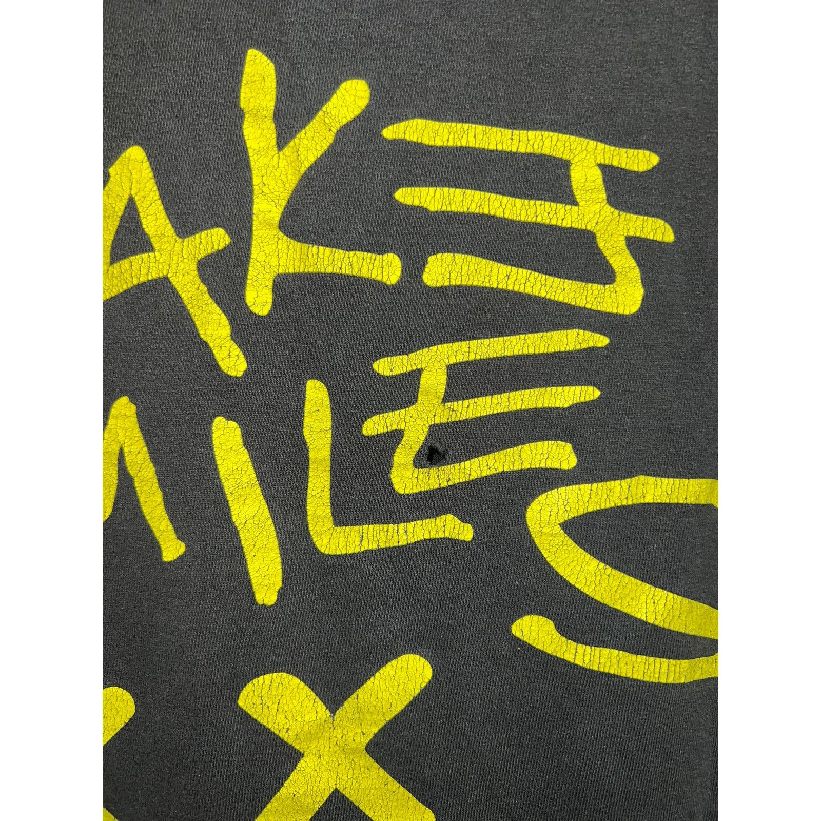 THE WORLD IS YOURS Yours Truly Fake Smiles Shirt We Hurt The Ones Tee Large Size US L / EU 52-54 / 3 - 7 Thumbnail