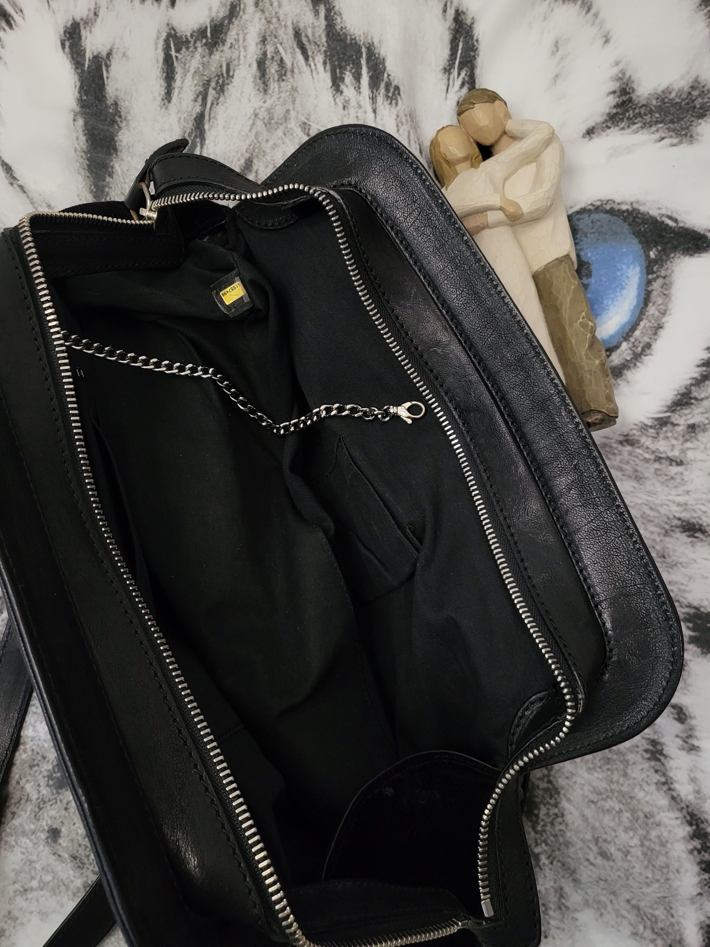 Chanel Chanel Black Caviar Leather Shoulder Bag Size ONE SIZE - 9 Thumbnail
