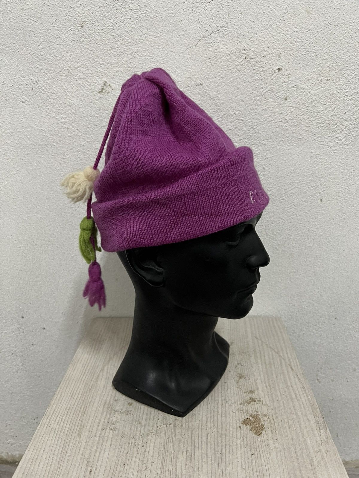Vintage Vintage Elle Spell Out Beanie Hat Size ONE SIZE - 4 Thumbnail