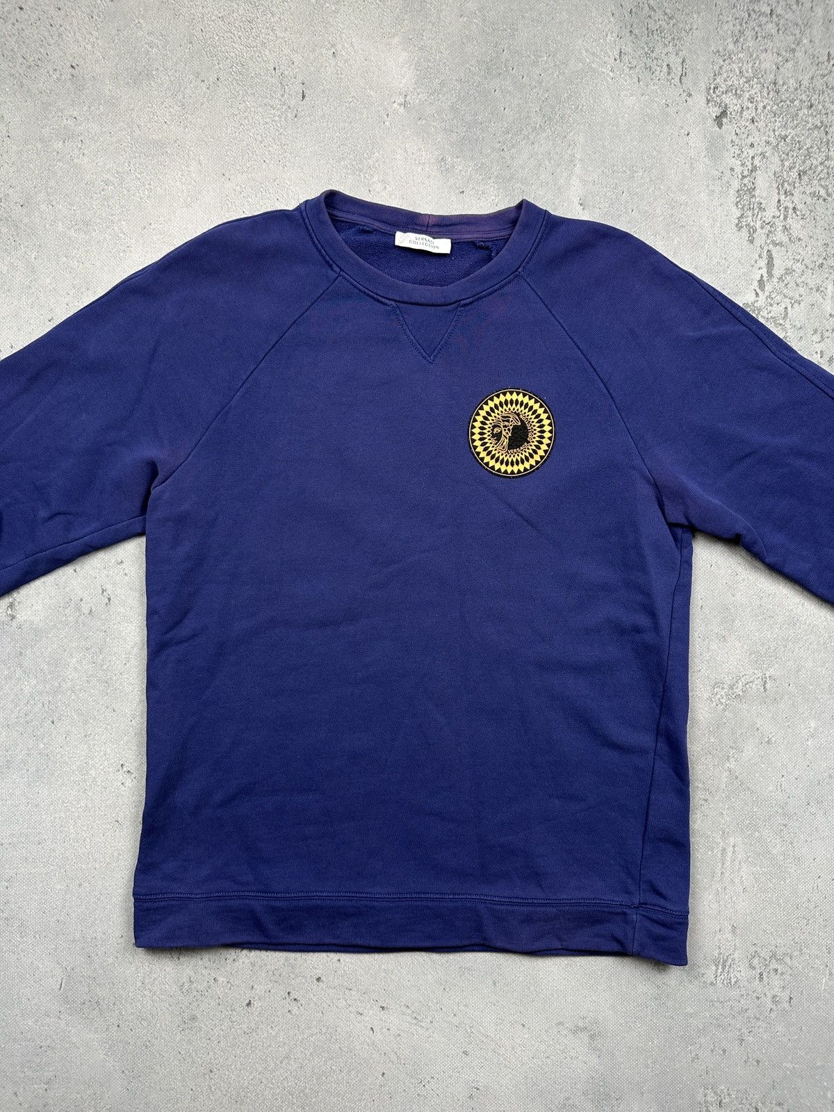 Versace Vintage Versace Blue Purple Sweatshirt Medusa Logo Crewneck Size US L / EU 52-54 / 3 - 18 Thumbnail