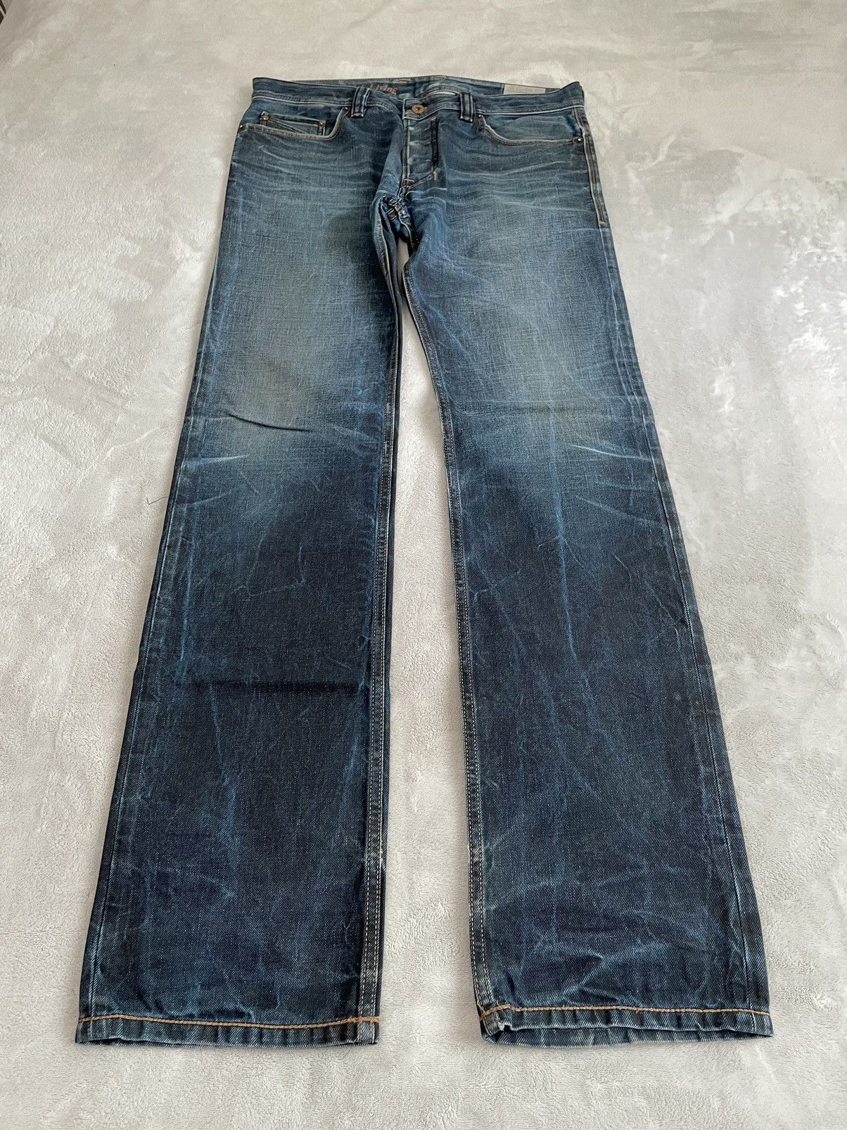 image of Diesel Vintage Safado Denim in Blue, Men's (Size 31)