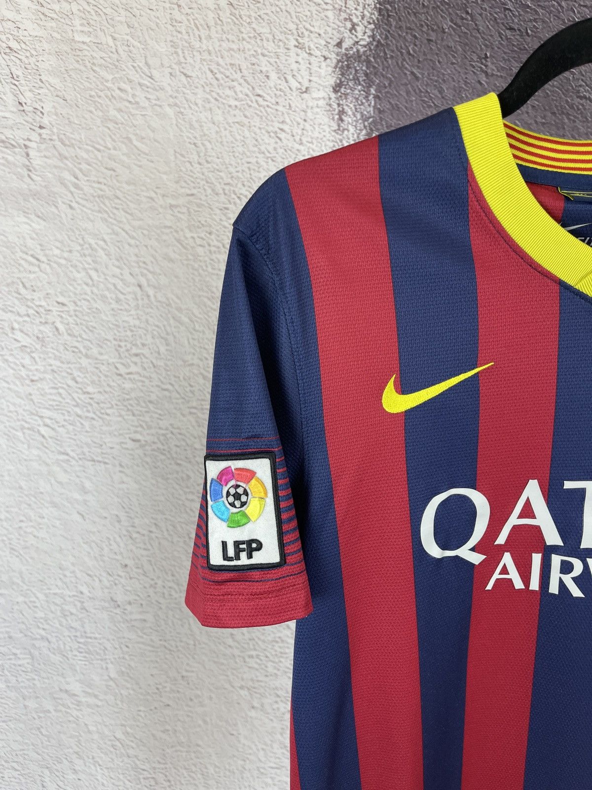 Nike Nike BARCELONA 2013 2014 Home Football Shirt Soccer Jersey Size US S / EU 44-46 / 1 - 2 Thumbnail