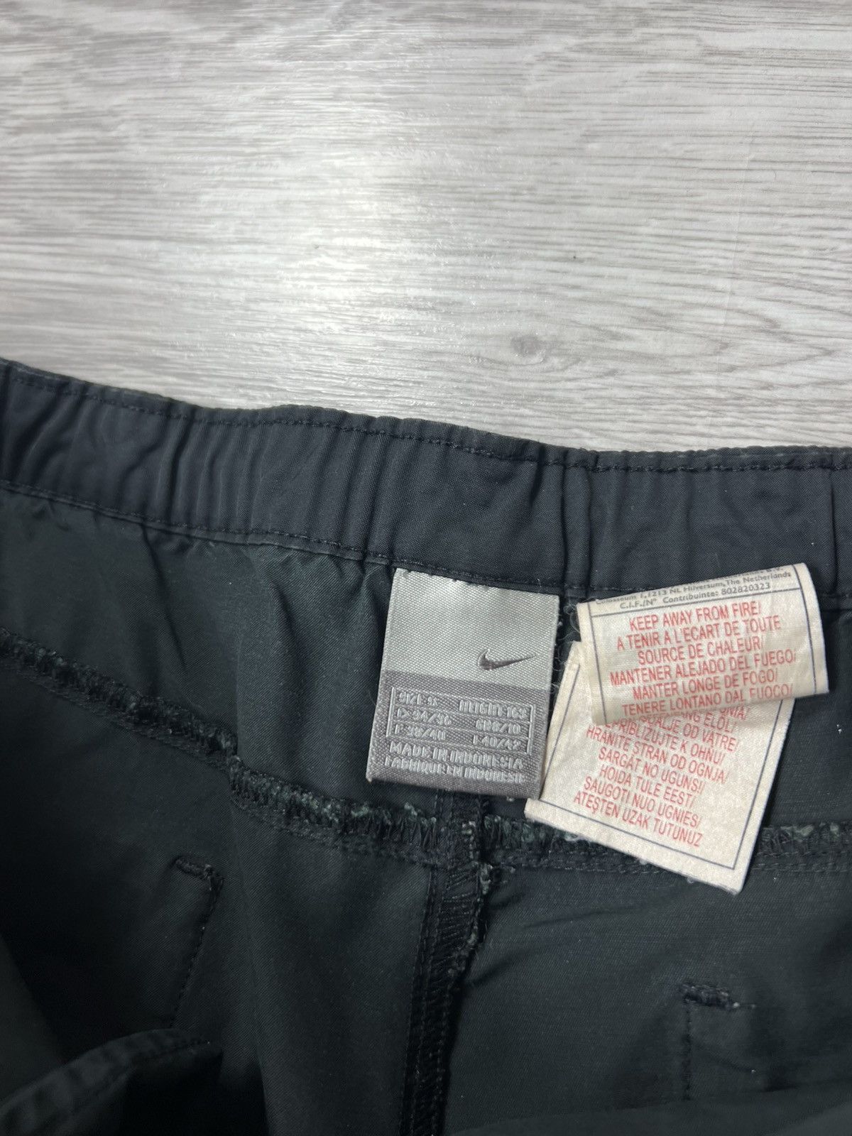 Nike Vintage Nike Athletic Nylon Track Pants Women’s Sweatpants Size 26" / US 2 / IT 38 - 17 Thumbnail