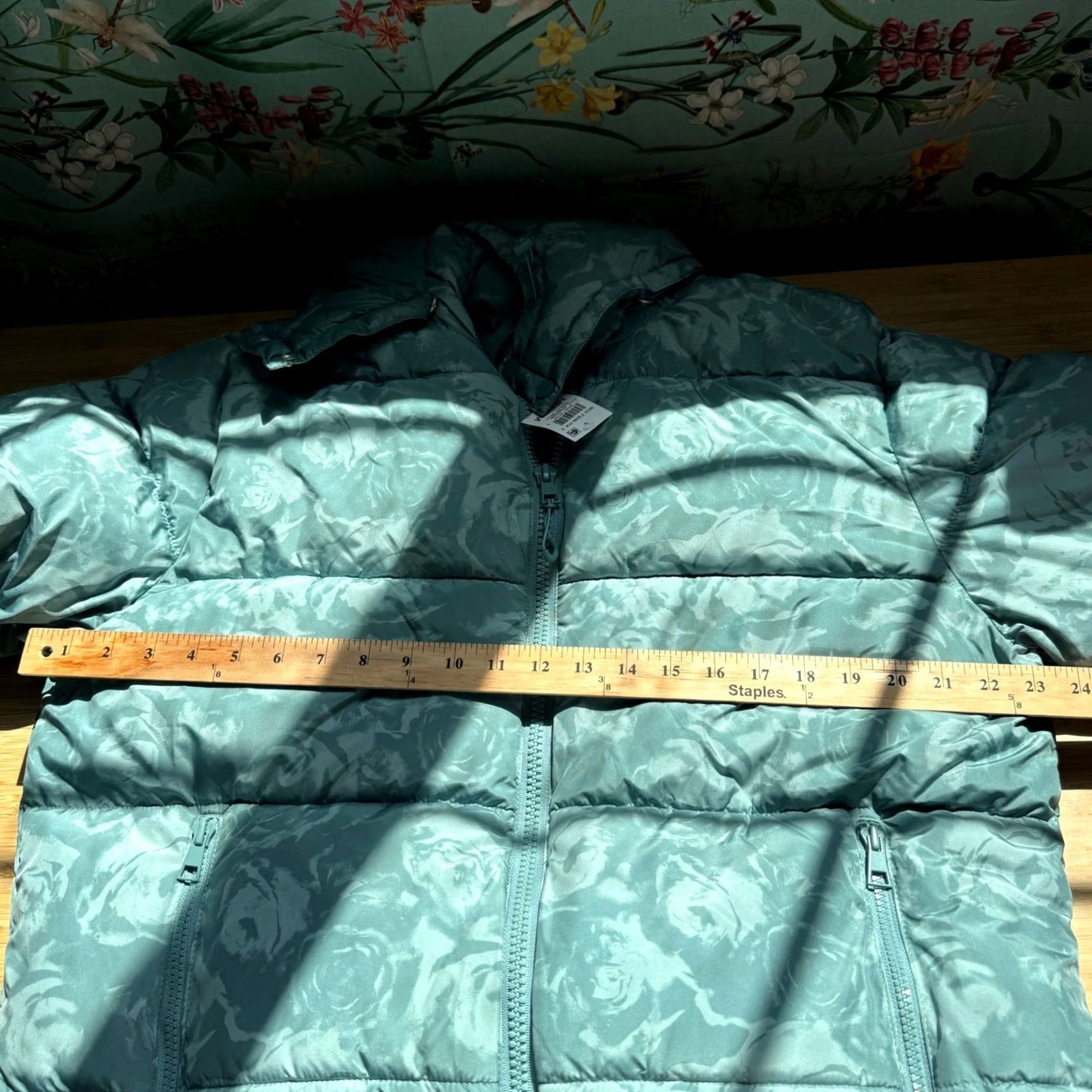 Vintage Mode of One Puffer Jacket Hooded Medium Seedling Green Floral Rose Camo Mens Size US M / EU 48-50 / 2 - 4 Thumbnail