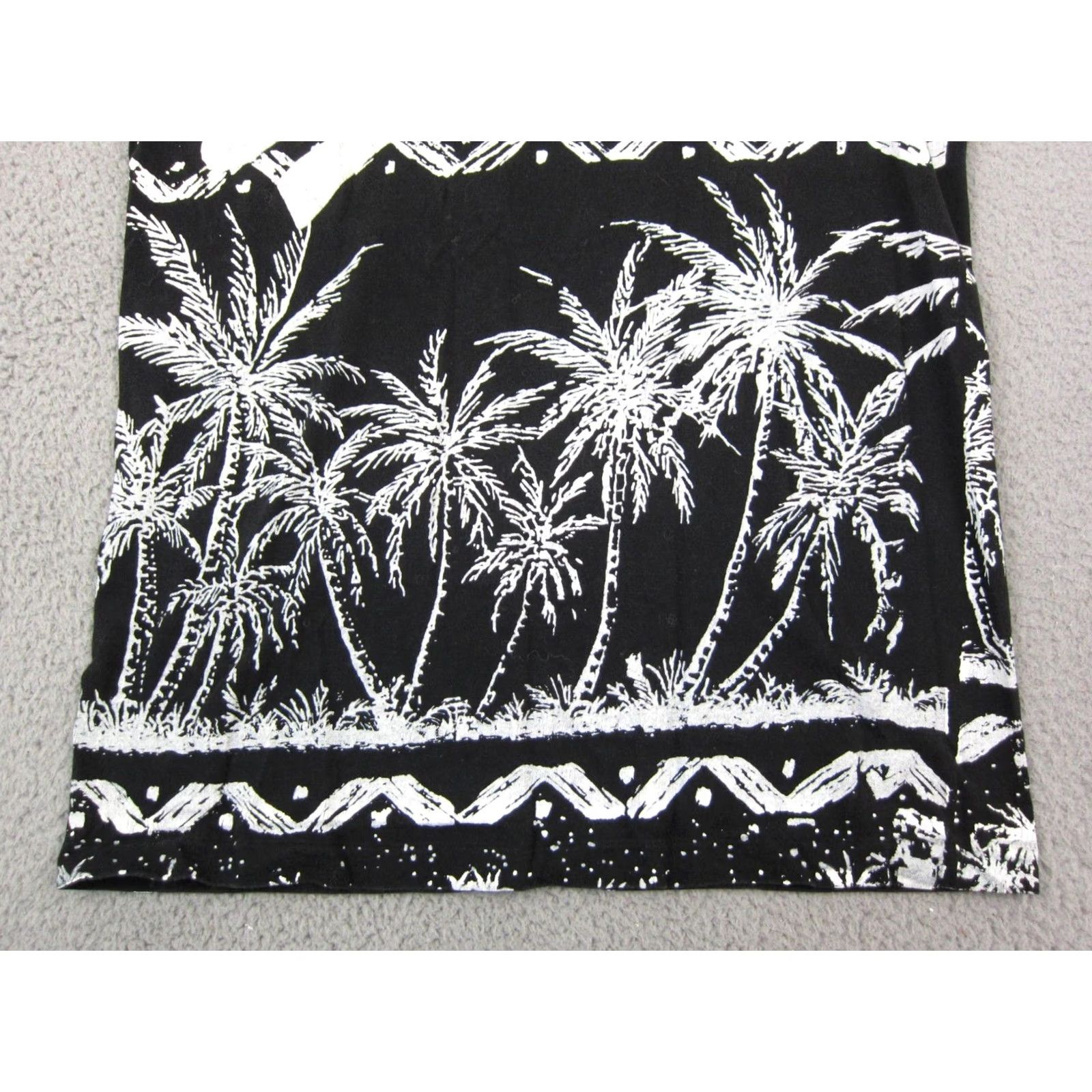 Vintage Laguna Shirt Adult Small Black Palm Trees All Over Print 90s Mens T-Shirt Vintage Size US S / EU 44-46 / 1 - 3 Thumbnail