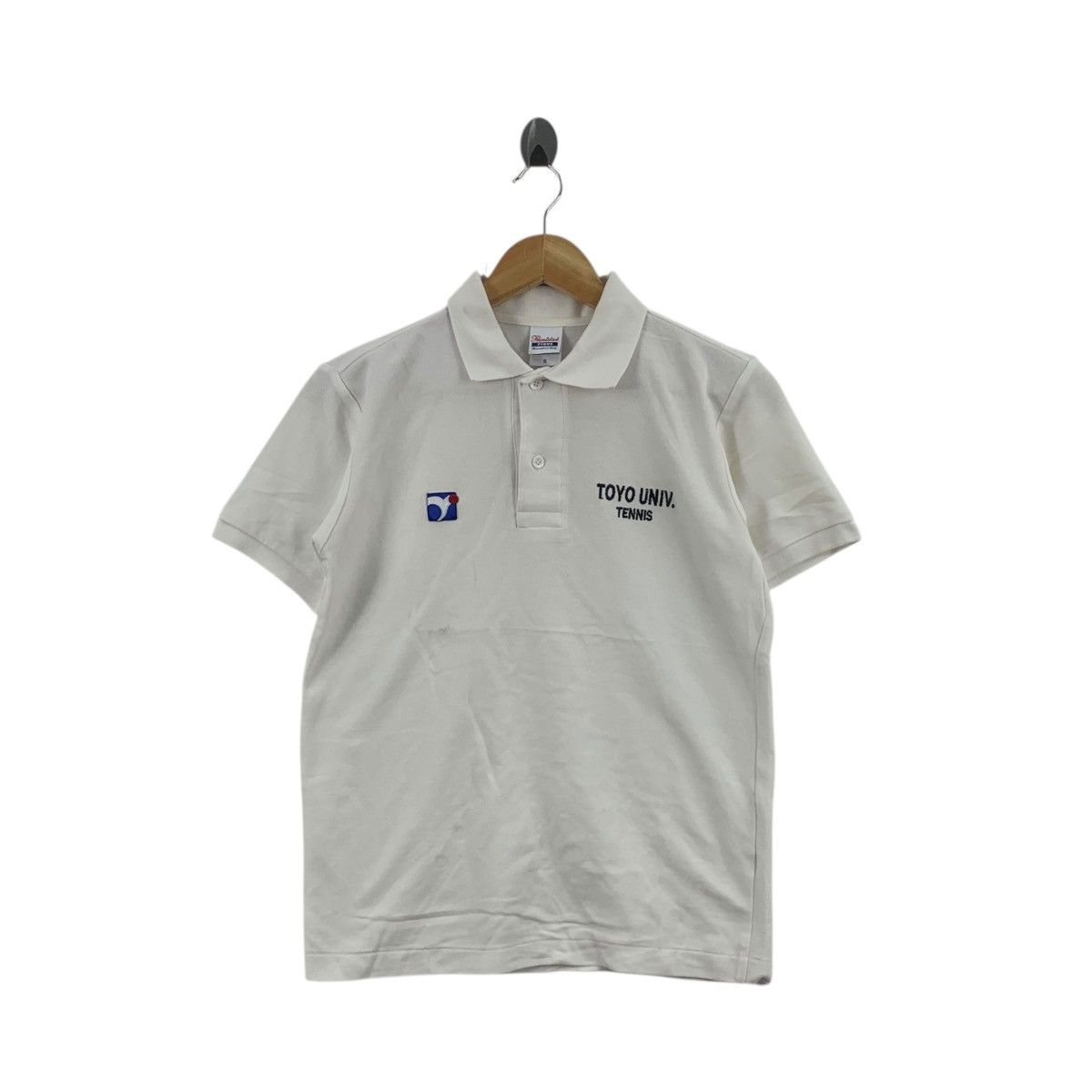 Other TOYO UNIVERSITY TENNIS CLUB Embossed Logo Polo Tee Shirt Top Size S / US 4 / IT 40 - 1 Thumbnail