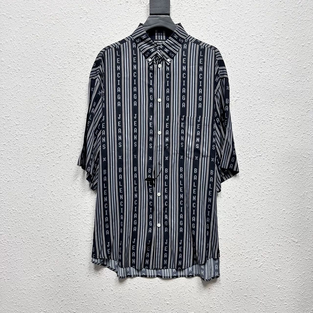 Balenciaga balenciaga striped short sleeve silk shirt Size US S / EU 44-46 / 1 - 1 Thumbnail