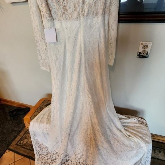 Lulus Lulu's White Laced Lined Maxi Sz. L Dress Event Wedding Size L / US 10 / IT 46 - 4 Thumbnail