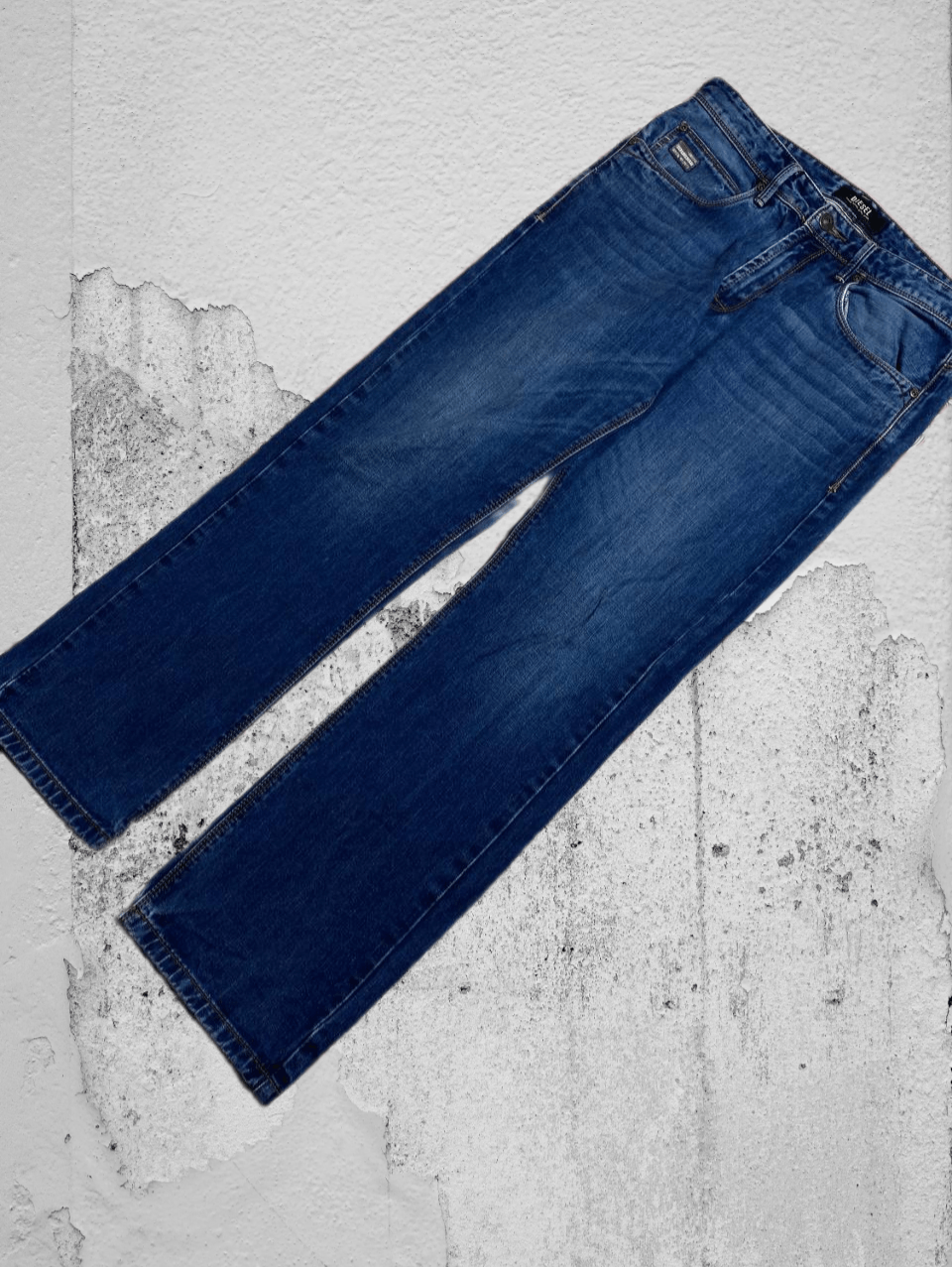 Diesel × Japanese Brand Crazy Crash Dirty Baggy Faded Jean Japan Avant Garde Style Size US 34 / EU 50 - 1 Thumbnail