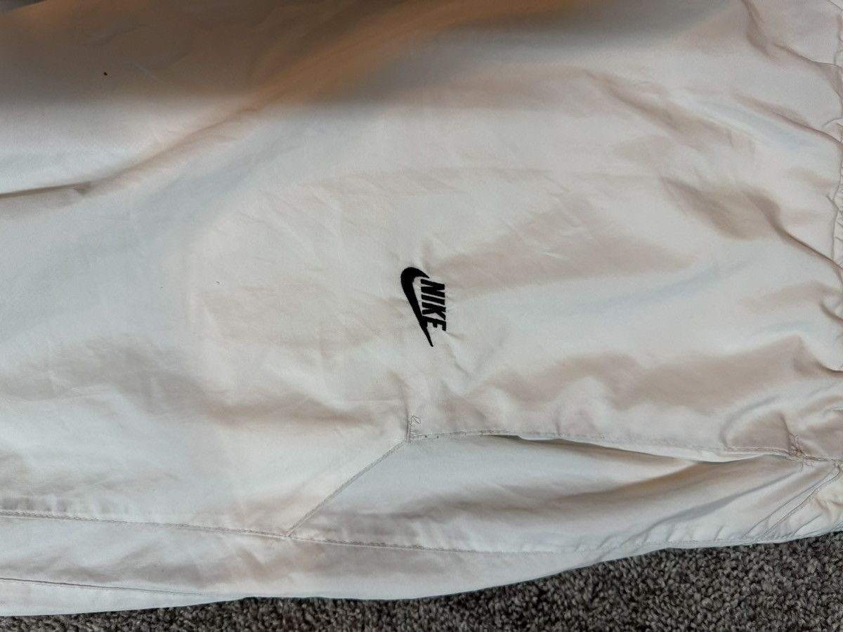 Nike × Vintage Vintage White Nike Sweats With Black Logo Size US 34 / EU 50 - 2 Thumbnail