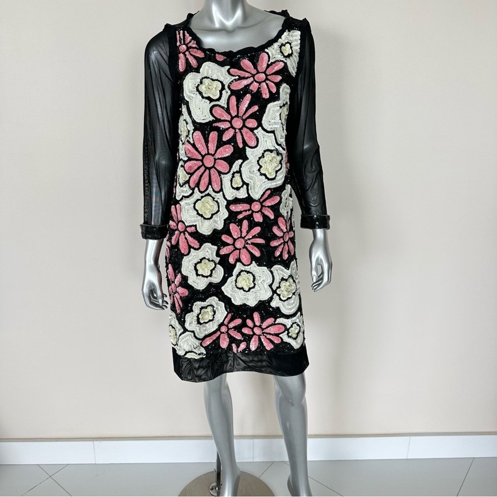 Moschino Moschino women dress size 8 US Authentic Retail 650$ Size M / US 6-8 / IT 42-44 - 1 Thumbnail