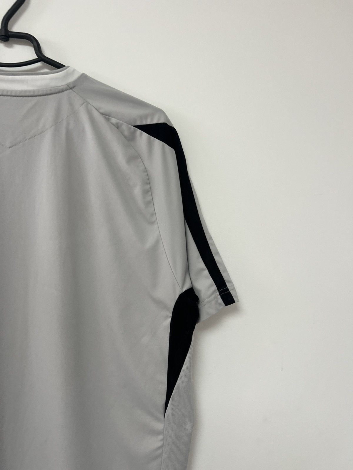 Umbro Hull City 2007-08 Training Jersey Umbro Football shirt sz XL Size US XL / EU 56 / 4 - 21 Thumbnail
