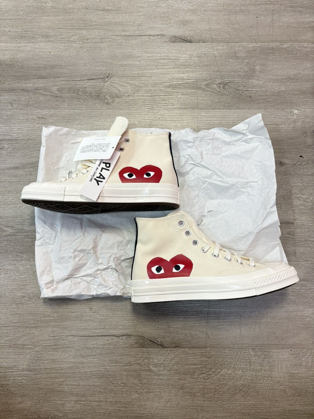 CDG by Comme des Garcons × Converse Play Converse ‘70 High Size US 7 / EU 40 - 1 Thumbnail