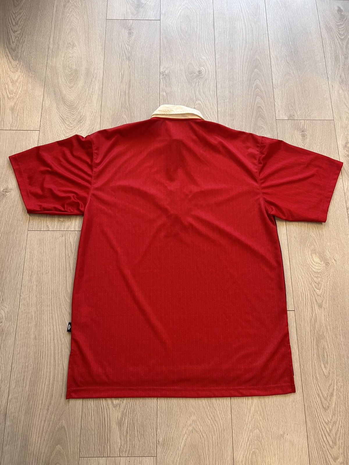 Umbro × Vintage Vintage 1996-98 Manchester United Soccer Kit Jersey 90s Boot Size US XL / EU 56 / 4 - 8 Thumbnail