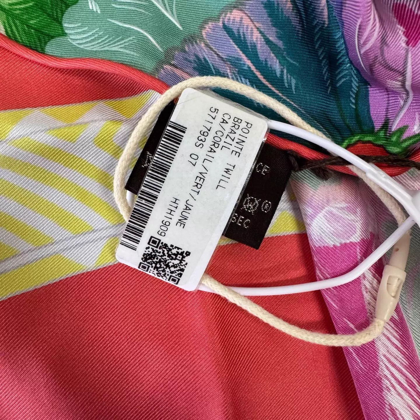Hermes Hermes Orange Feather Triangle Scarf New With Tags Size ONE SIZE - 5 Thumbnail