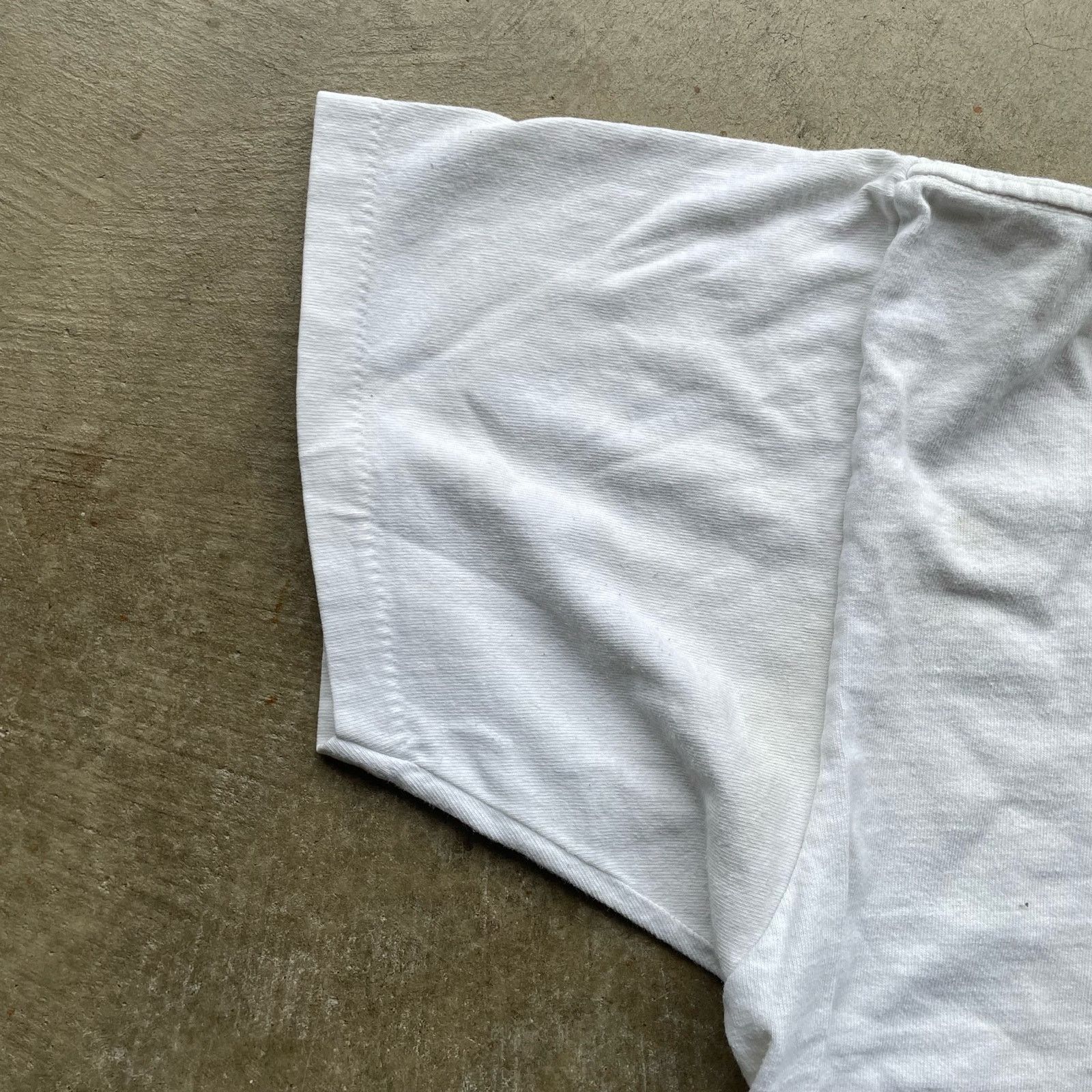 Vintage VINTAGE SINGLE STITCH FREAKY TEE SHIRT SZ XL BAGGY WHITE Size US XL / EU 56 / 4 - 5 Thumbnail