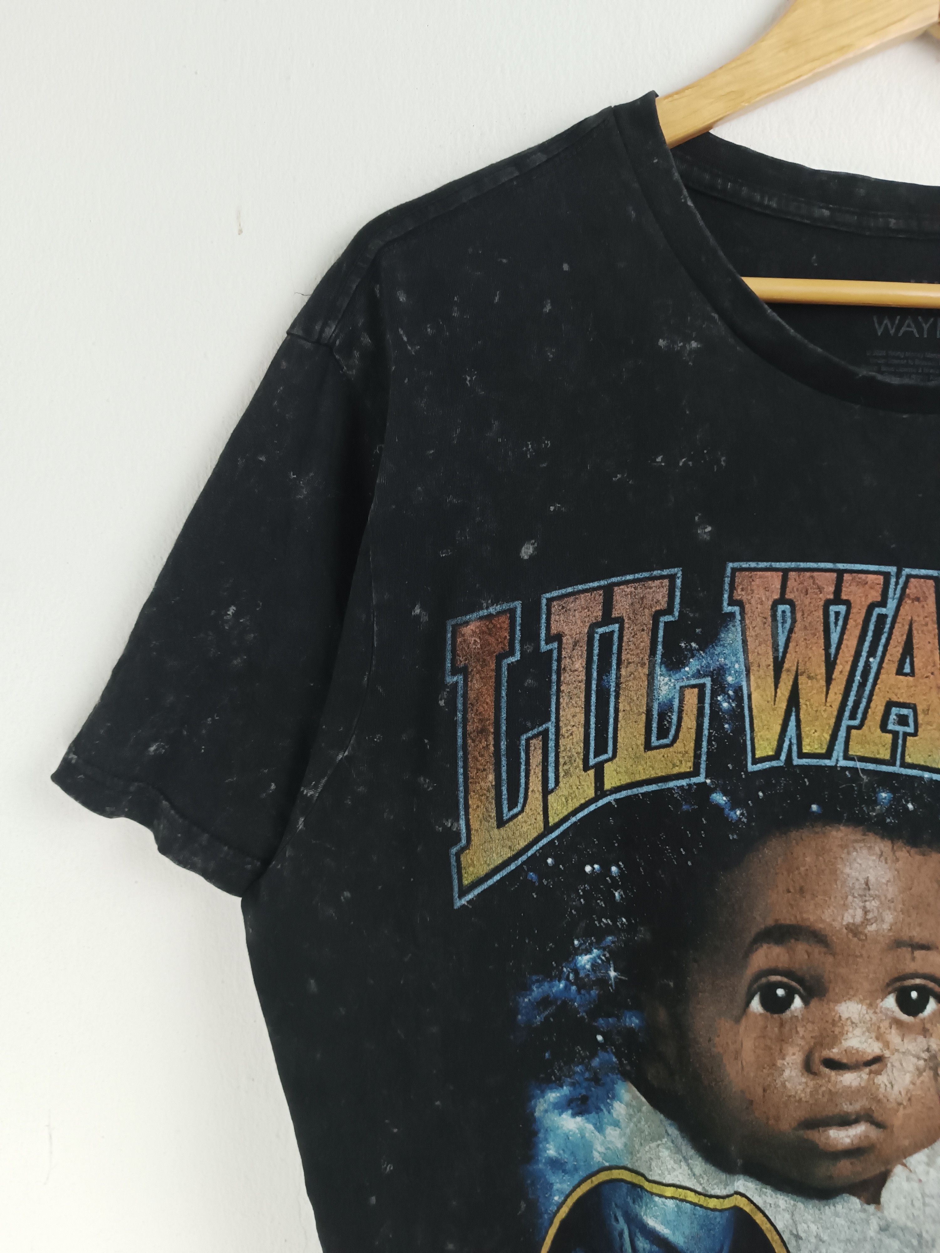 Rap Tees THRASHED FADED VINTAGE LIL WAYNE BABY TEE eminem 50cent Size US L / EU 52-54 / 3 - 5 Thumbnail