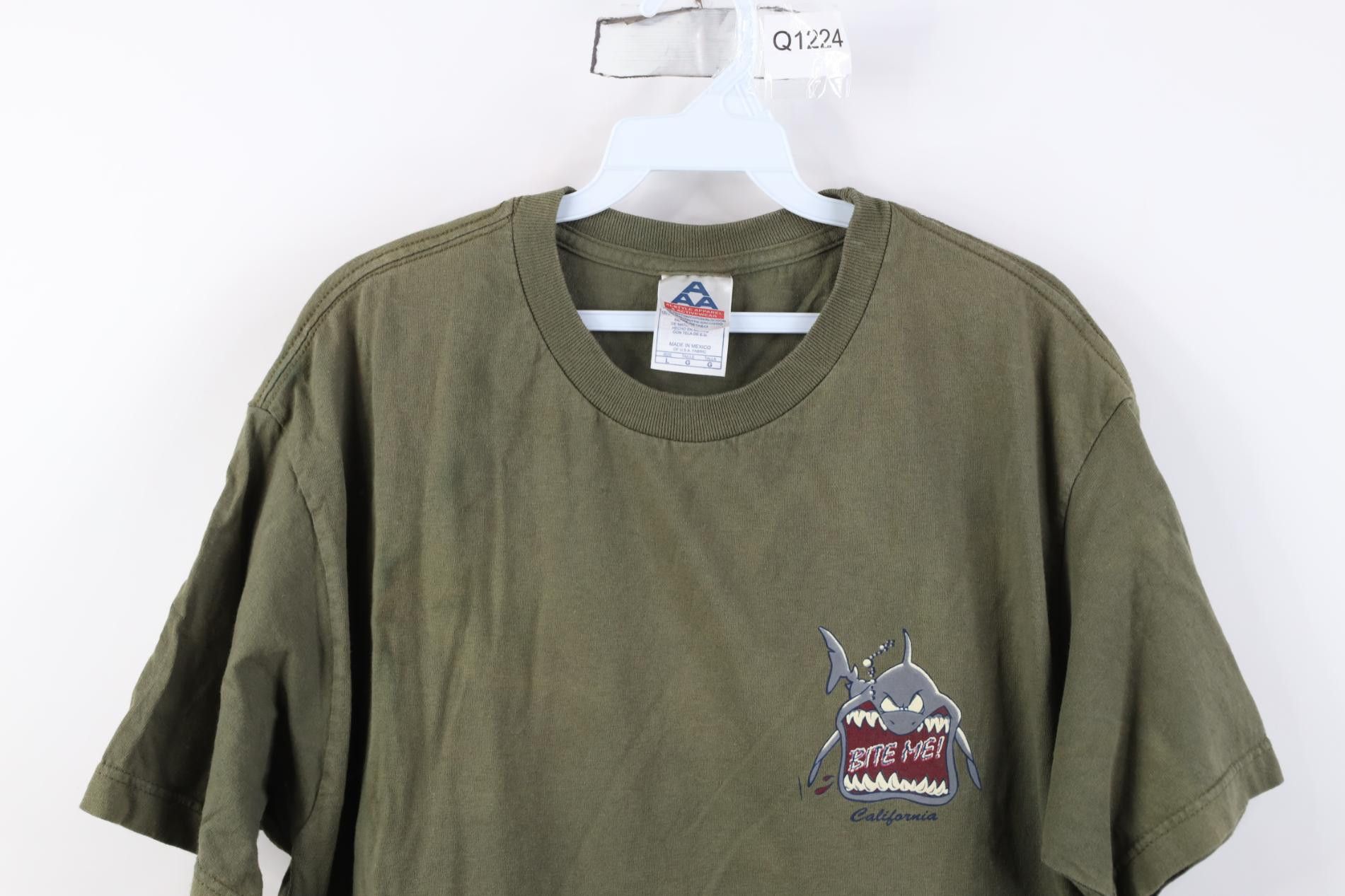 Vintage Vintage 90s Y2K Streetwear Bite Me Shark California T-Shirt Size US L / EU 52-54 / 3 - 2 Thumbnail