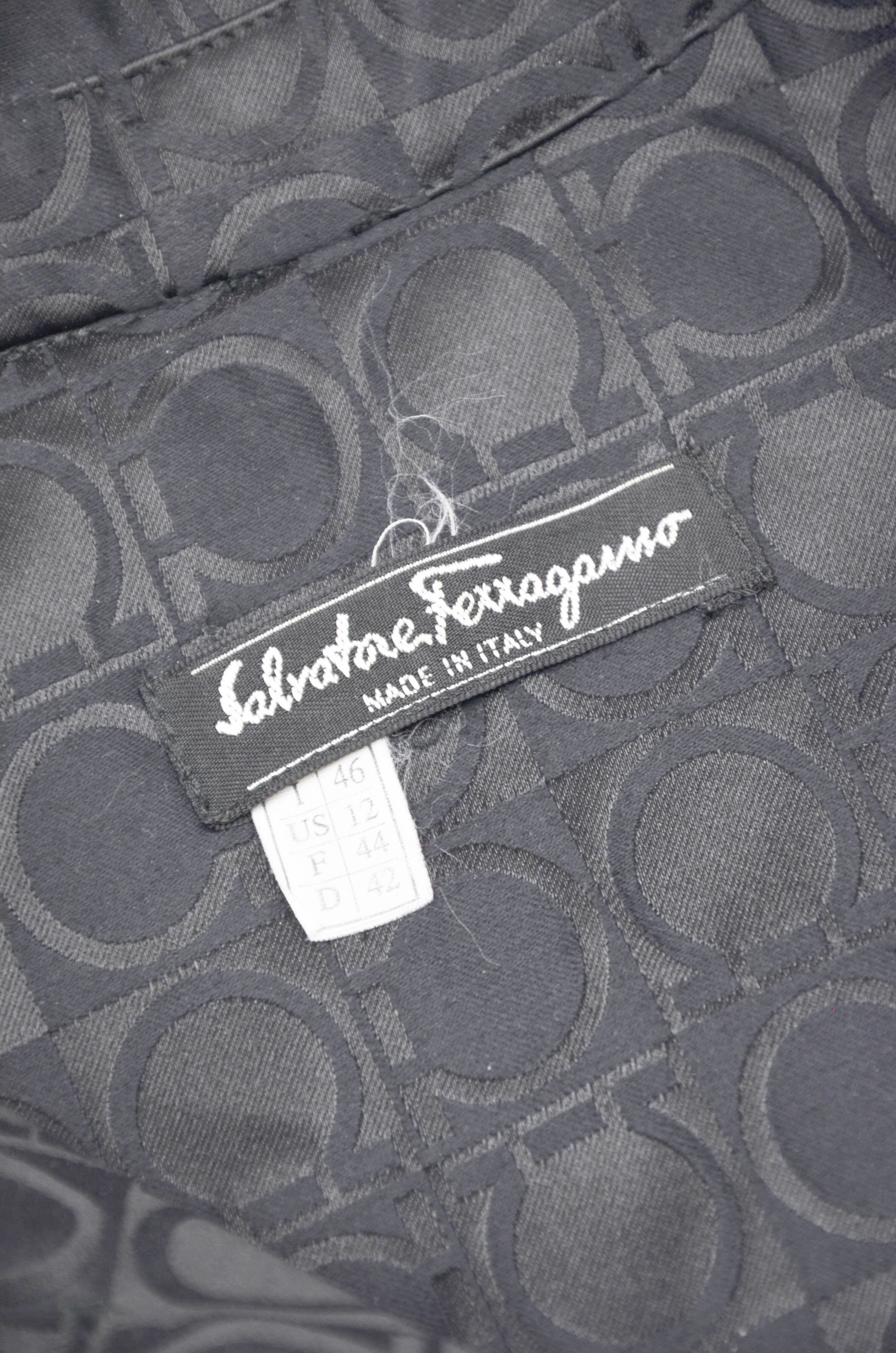 Salvatore Ferragamo Salvatore Ferragamo Black Gancini Jacquard Trench Coat Size XL / US 12-14 / IT 48-50 - 12 Thumbnail