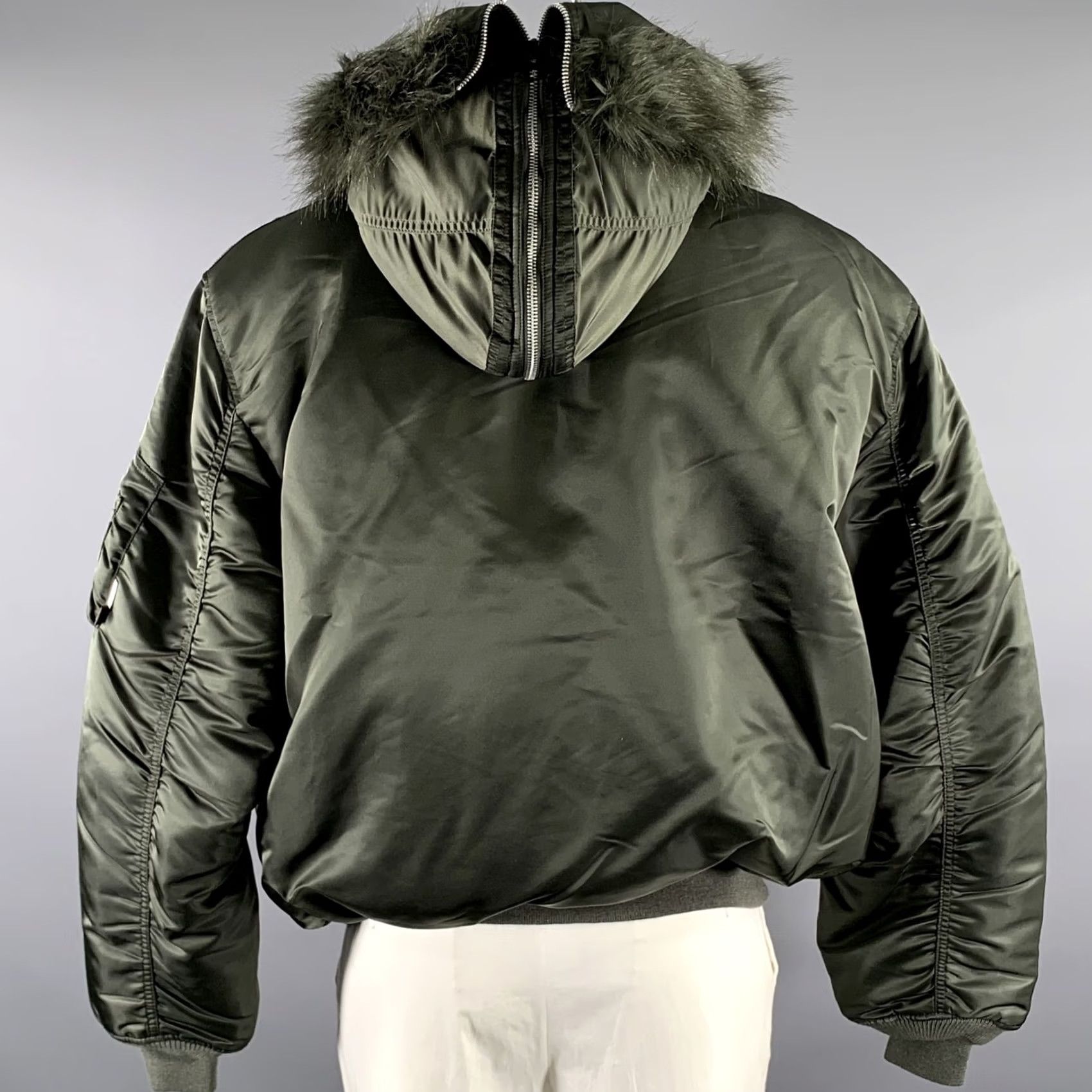 Wtaps WTAPS Green Hooded Bomber Coat XL Men Size US XL / EU 56 / 4 - 4 Thumbnail