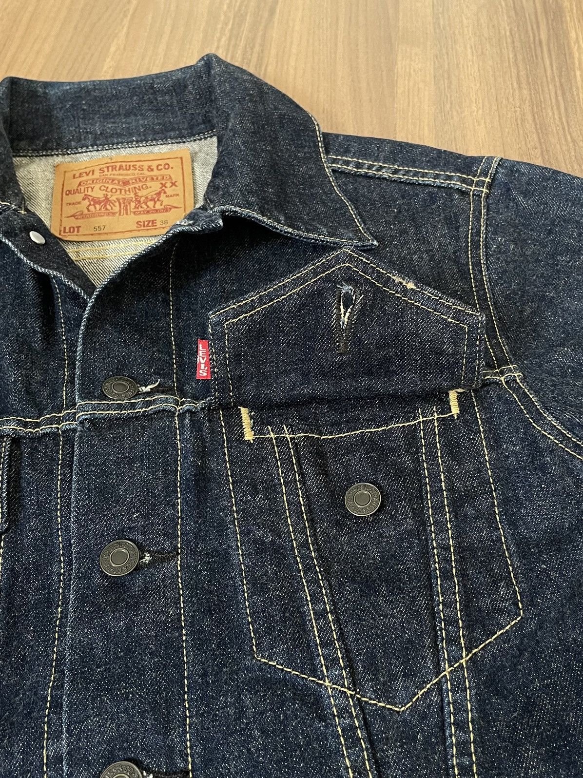 Levi's Vtg 90s Japan Levi’s Lot 557 Type-lll Trucker Denim Jacket Size US M / EU 48-50 / 2 - 9 Thumbnail