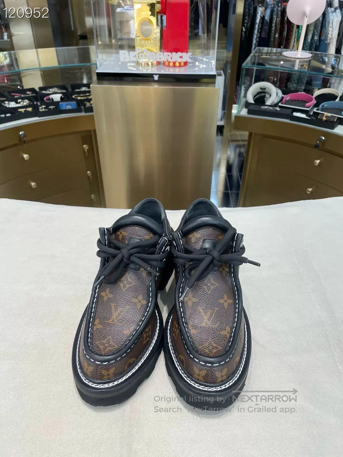 Louis Vuitton Louis Vuitton Beauvoir Monogram Platform Derby. Size US 7 / IT 37 - 1 Thumbnail