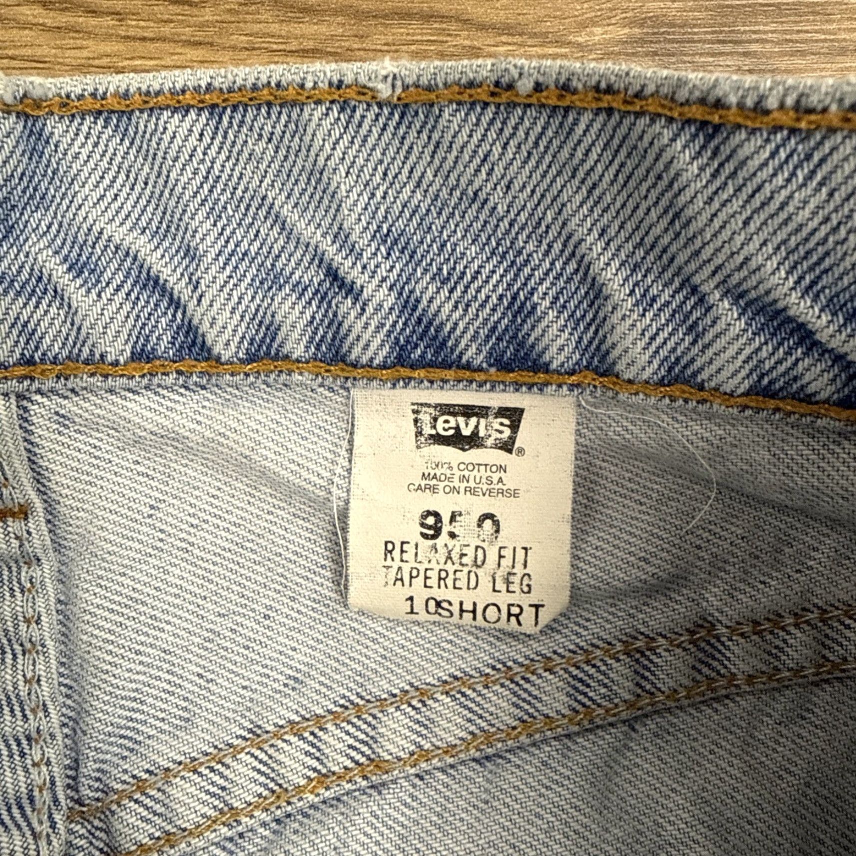 Levi's Levi’s Jeans 950 Women’s Orange Tab Relaxed Fit Tapered Leg 10 Regular Light Wash Blue 27 in Inseam Womens Jeans VyT Size 32" / US 10 / IT 46 - 3 Thumbnail