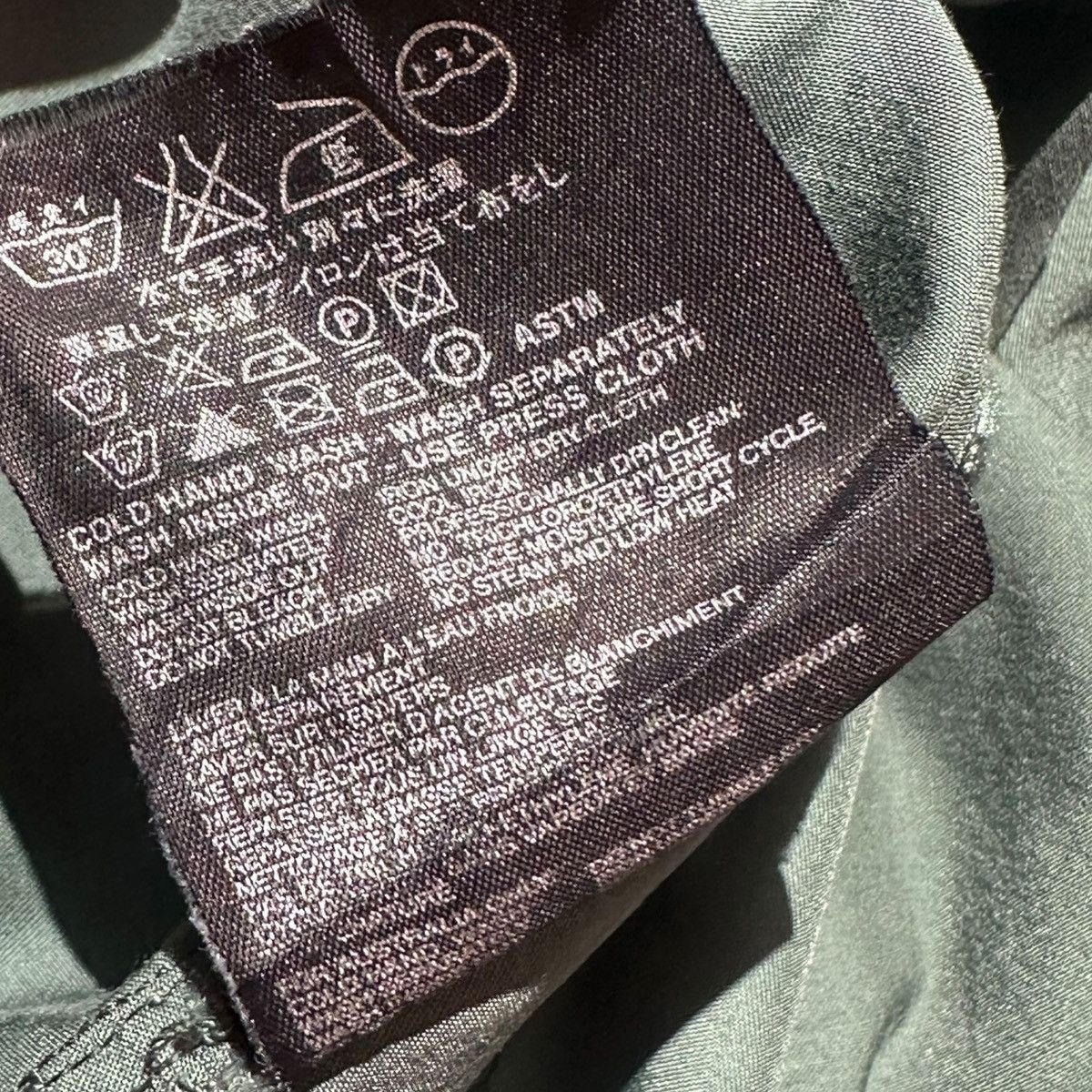 Prada Nylon cargo shorts Size US 31 - 4 Thumbnail