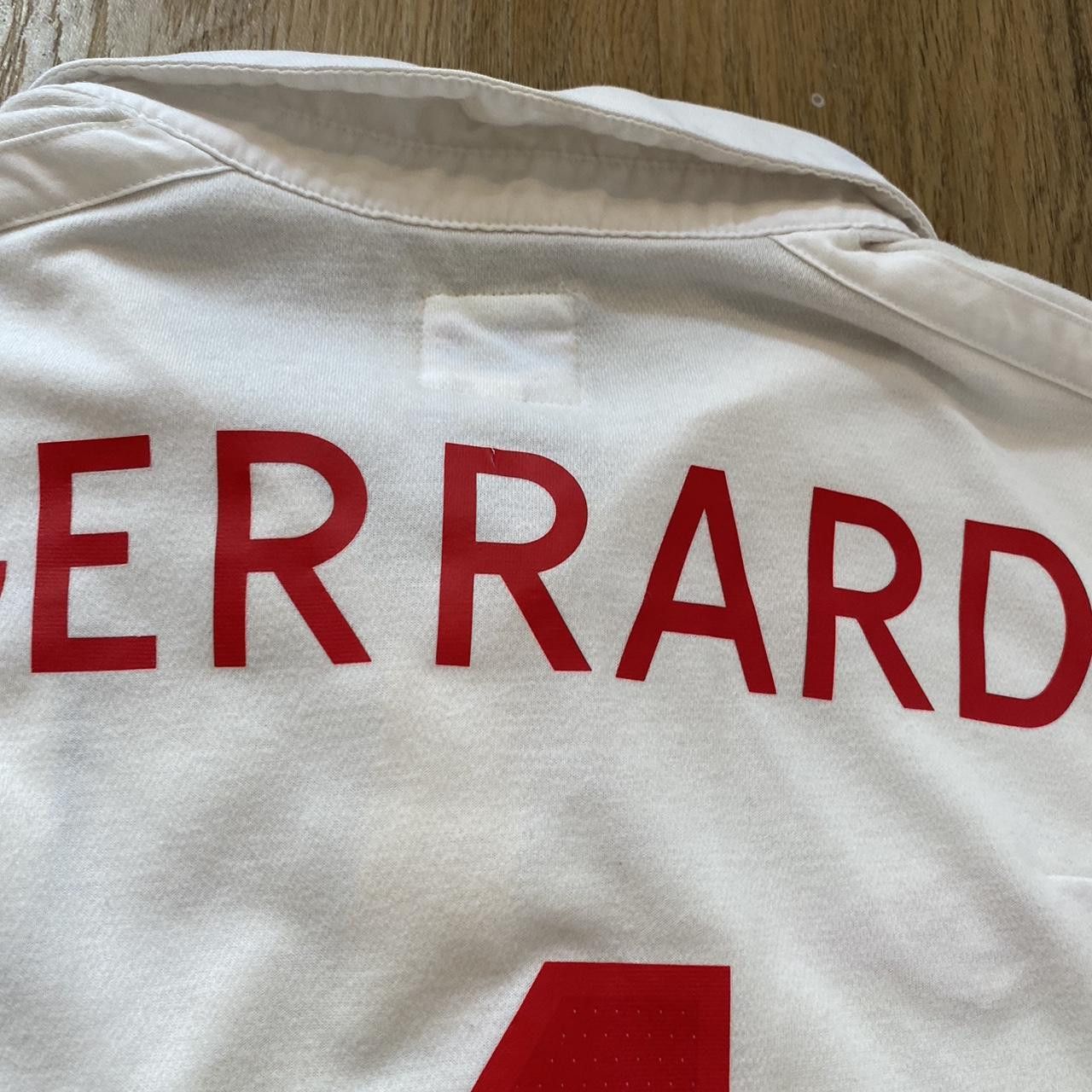 Umbro 2010-11 *4 Gerrard England Umbro Shirt Player issue Size US M / EU 48-50 / 2 - 7 Thumbnail