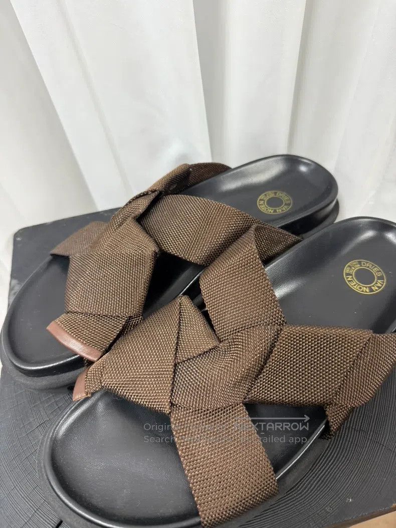 Louis Vuitton Louis Vuitton Strap-on Patchwork Thick Sole Slippers Size Size US 8 / EU 41 - 6 Thumbnail