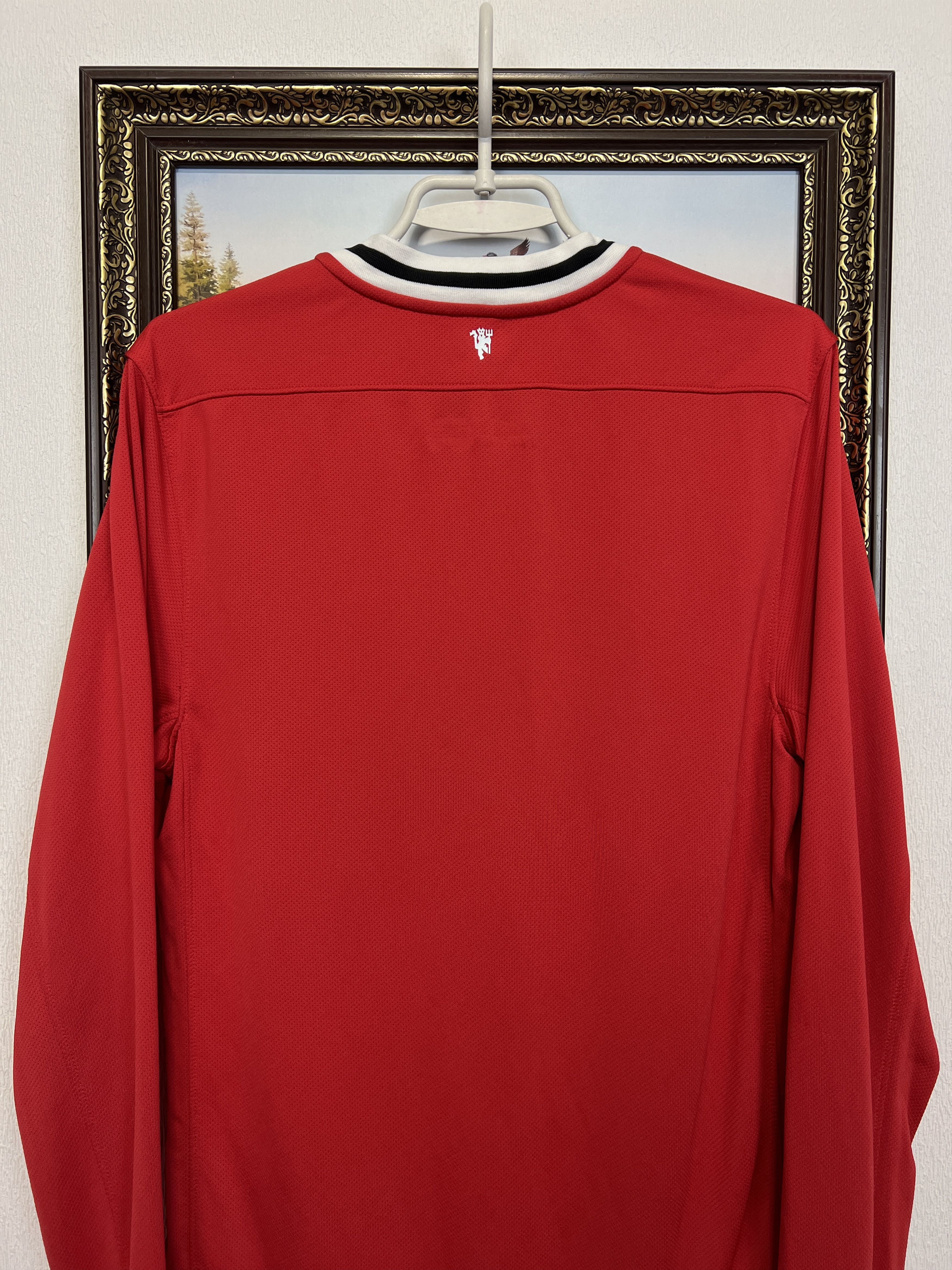 Nike Manchester United football shirt Soccer Long Sleeve Jersey Size US M / EU 48-50 / 2 - 10 Thumbnail