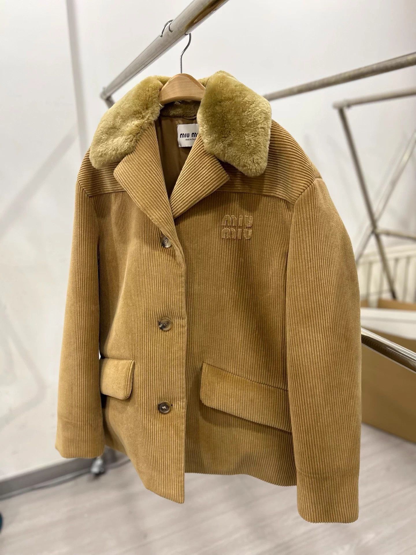 Miu Miu MIU MIU FW Runway Khaki Corduroy Lapel Jacket 40 Vintage Size S / US 4 / IT 40 - 2 Thumbnail