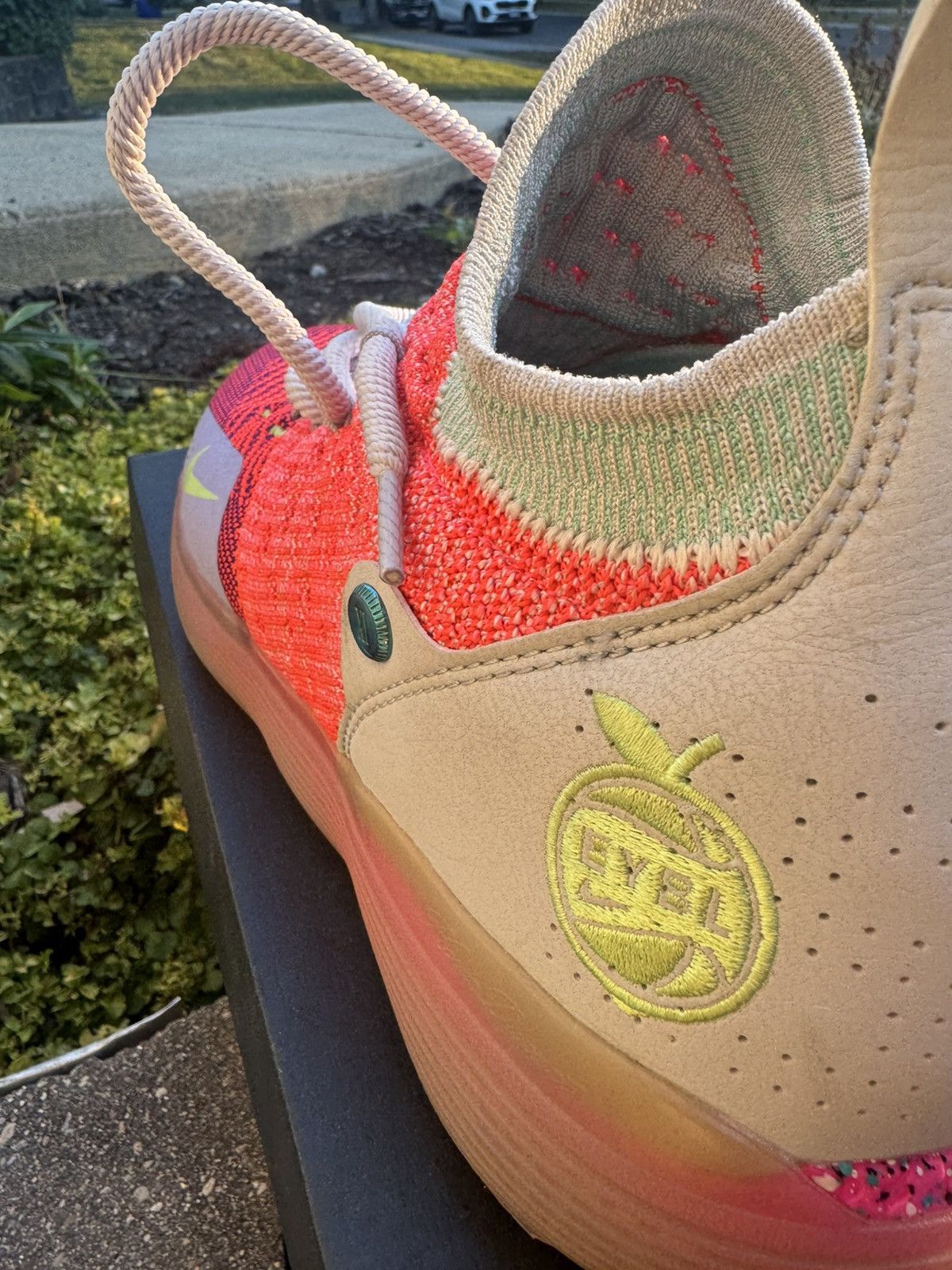 Nike Mens KD 11 “EYBL” Size US 10.5 / EU 43-44 - 7 Thumbnail