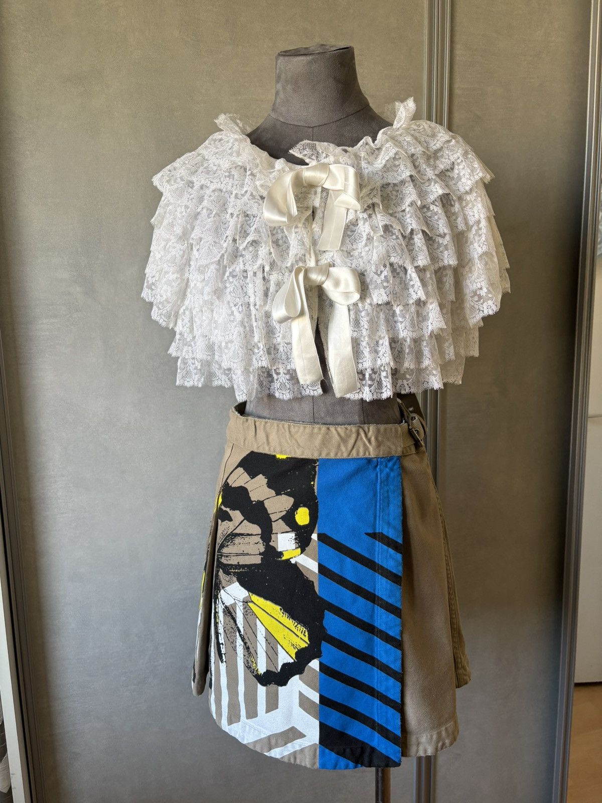 Dior Christian Dior Lace Capelet Satin Bows, circa 20th century Size S / US 4 / IT 40 - 7 Thumbnail